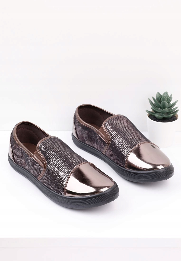 Slip on brązowe 4 Genoveva 38 Brązowy Materiał zewnętrzny inny