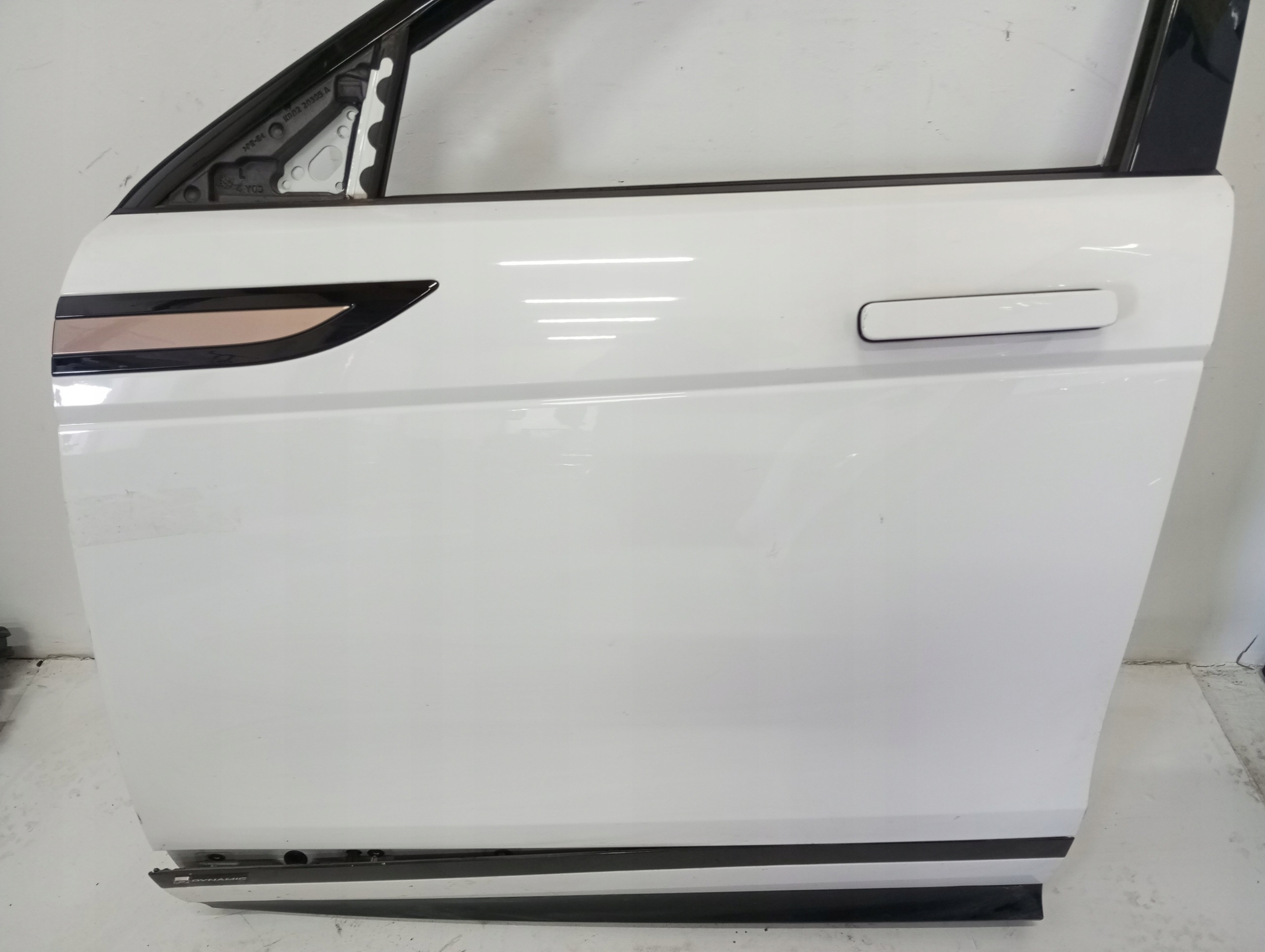 door left front RANGE ROVER EVOQUE II 19r