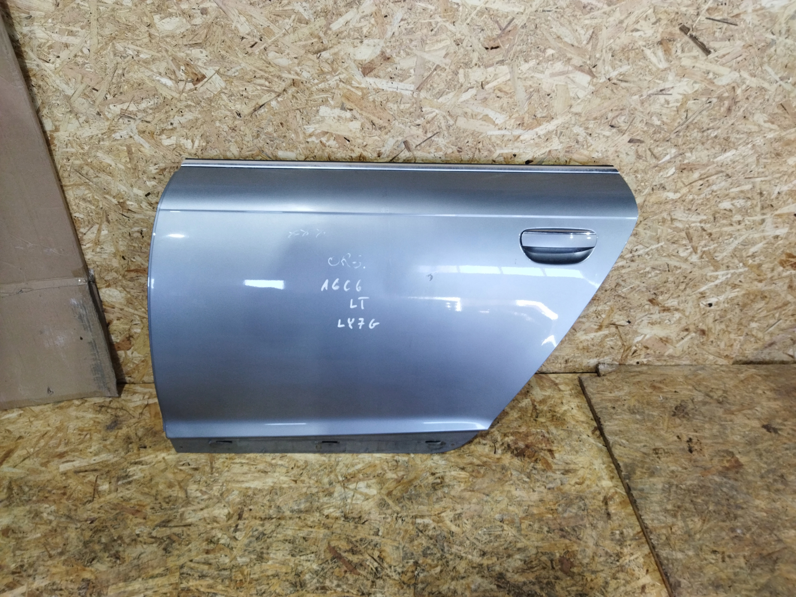 ДВЕРІ ЛІВИЙ ЗАД. AUDI A6 C6 Ly7g СЕДАН AVANT ОРИГІНАЛ