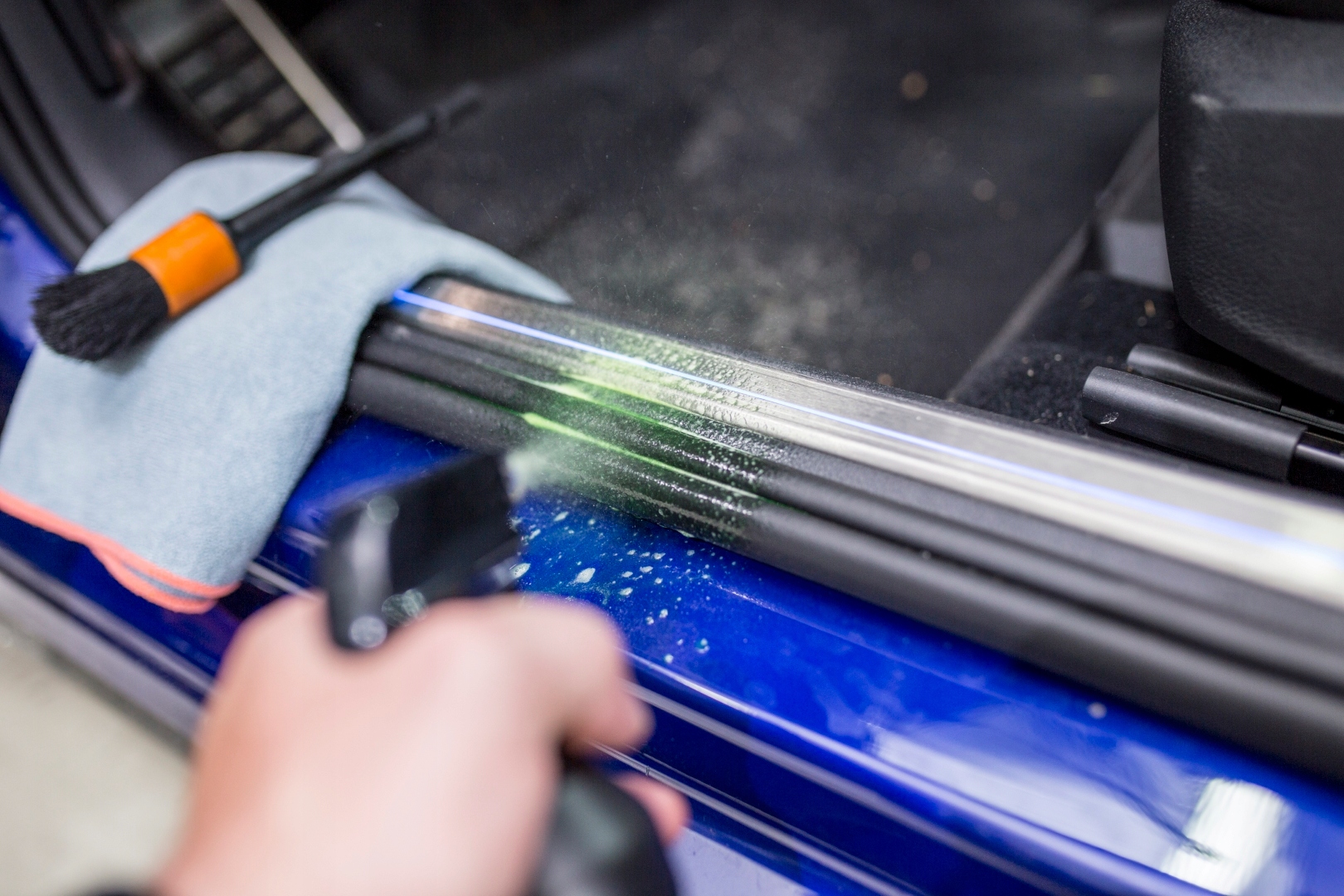 ADBL APC 1000ml + pędzelek do czyszczenia detali oraz mikrofibra 250gsm Producent ADBL