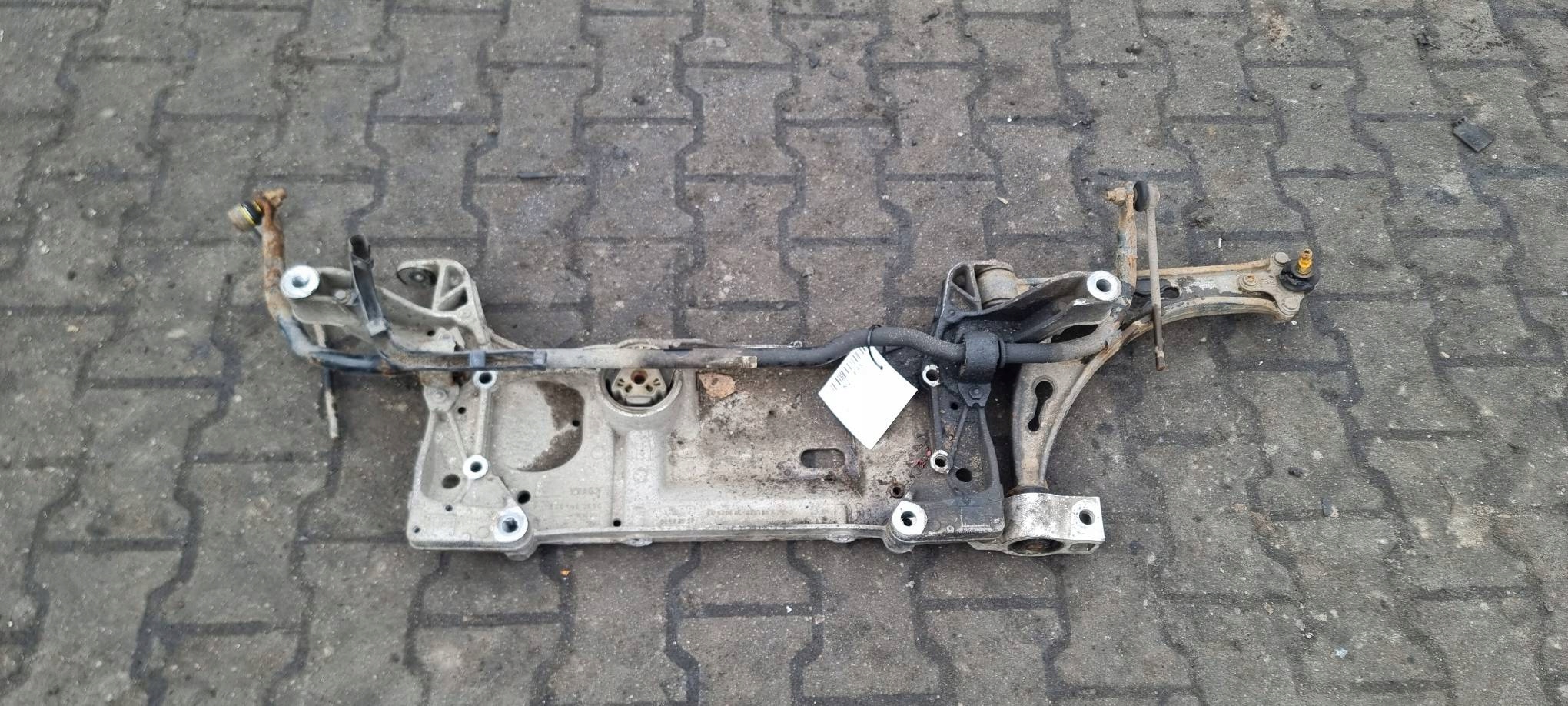 axle beam front SKODA OCTAVIA II