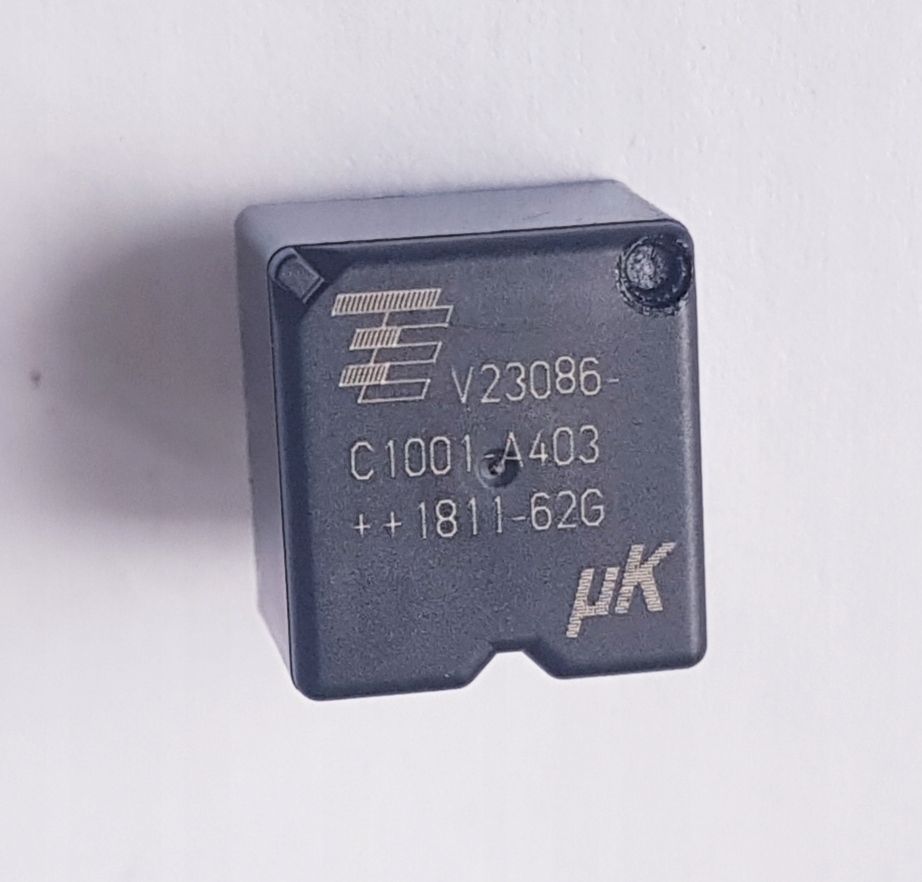Przekaźnik V23086-C1001-A403 V23086 C1001 A403