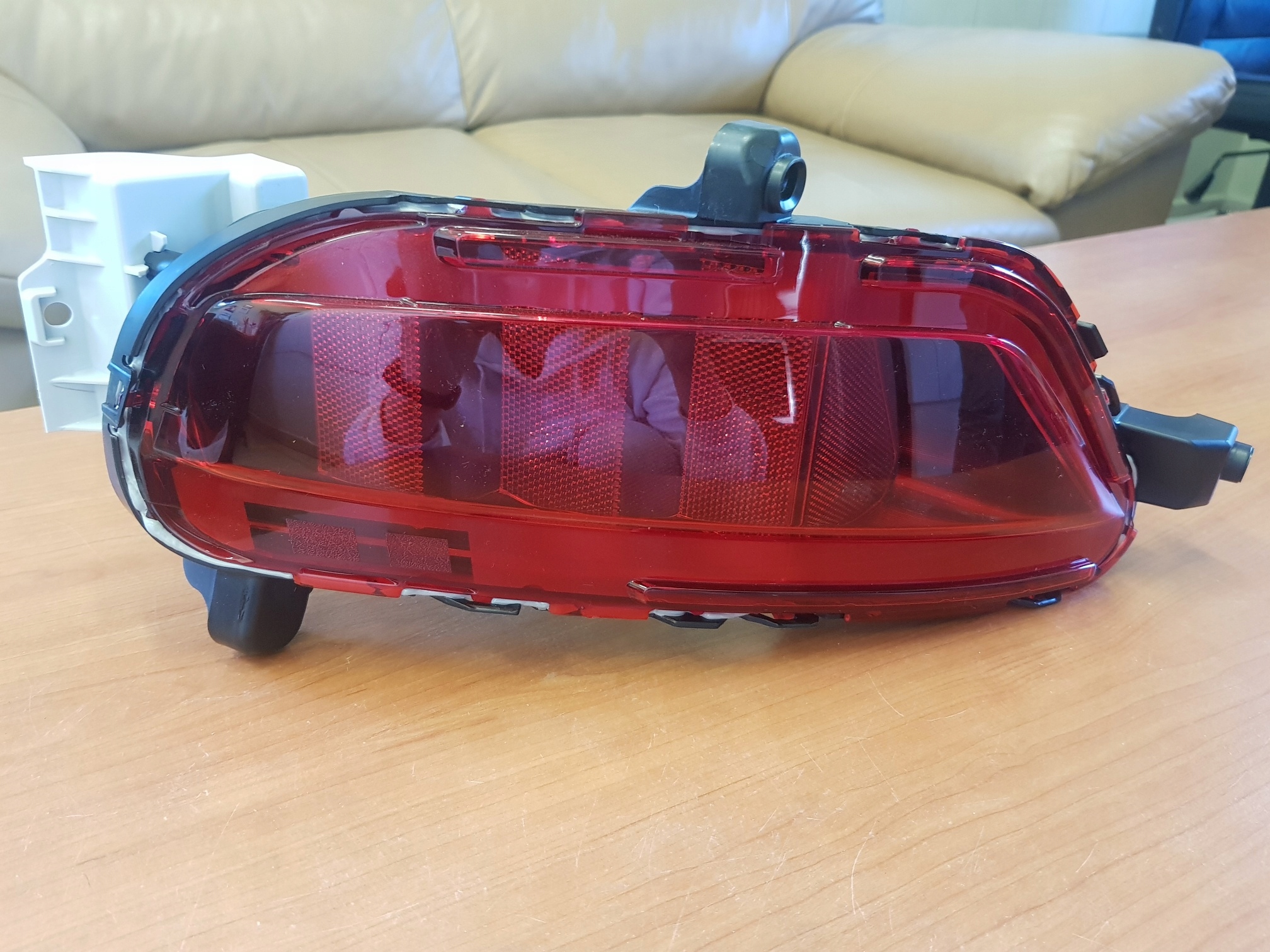 ЗАДНИЙ ПРАВЫЙ ЗАДНИЙ ФОНАРЬ ДЛЯ MAZDA CX-5 OE: KB8A515L0