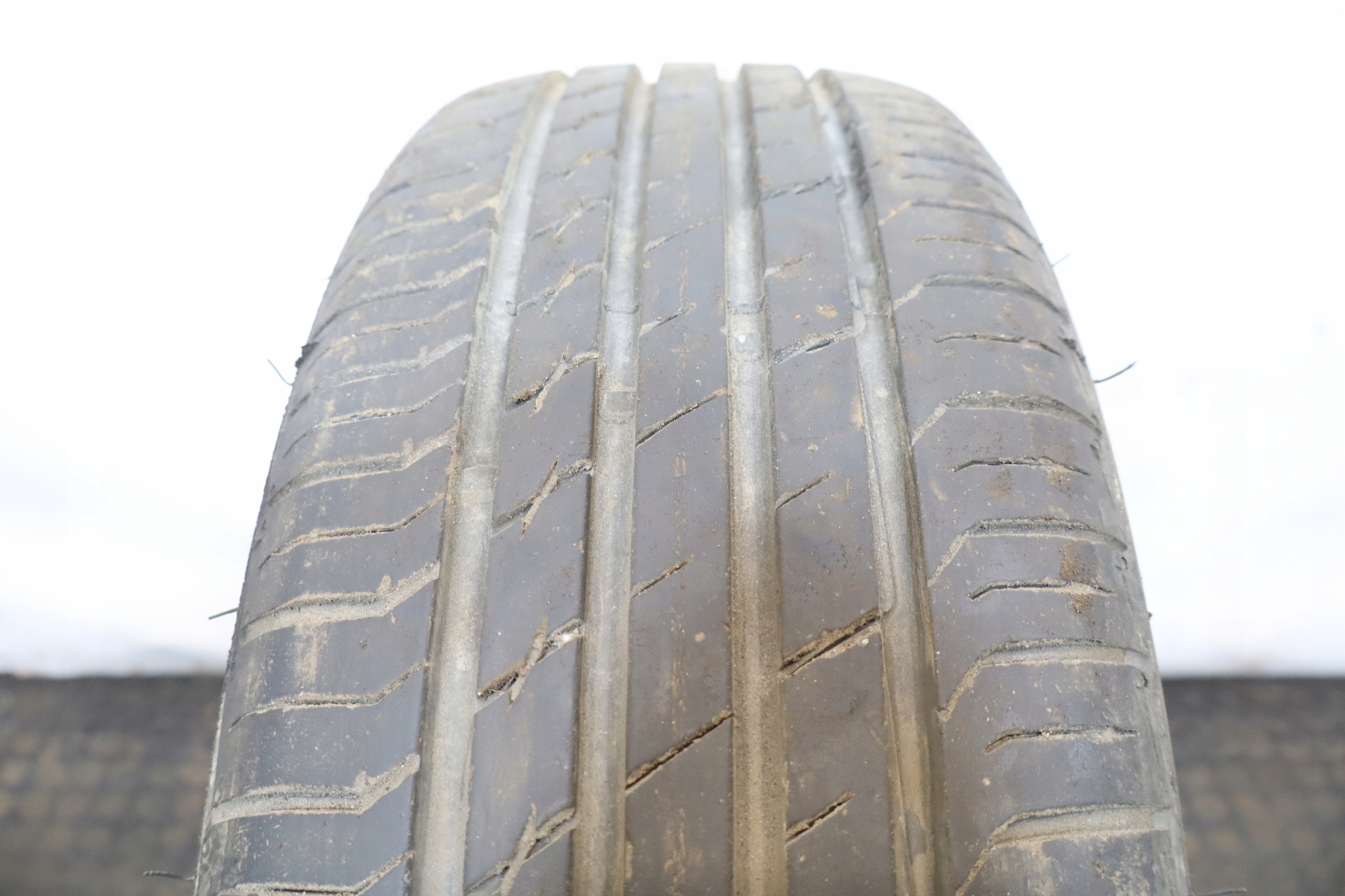 OPONA OPONY 4 SZT SAILUN 185/60/15 LATO 22R Klasa pozostałe marki