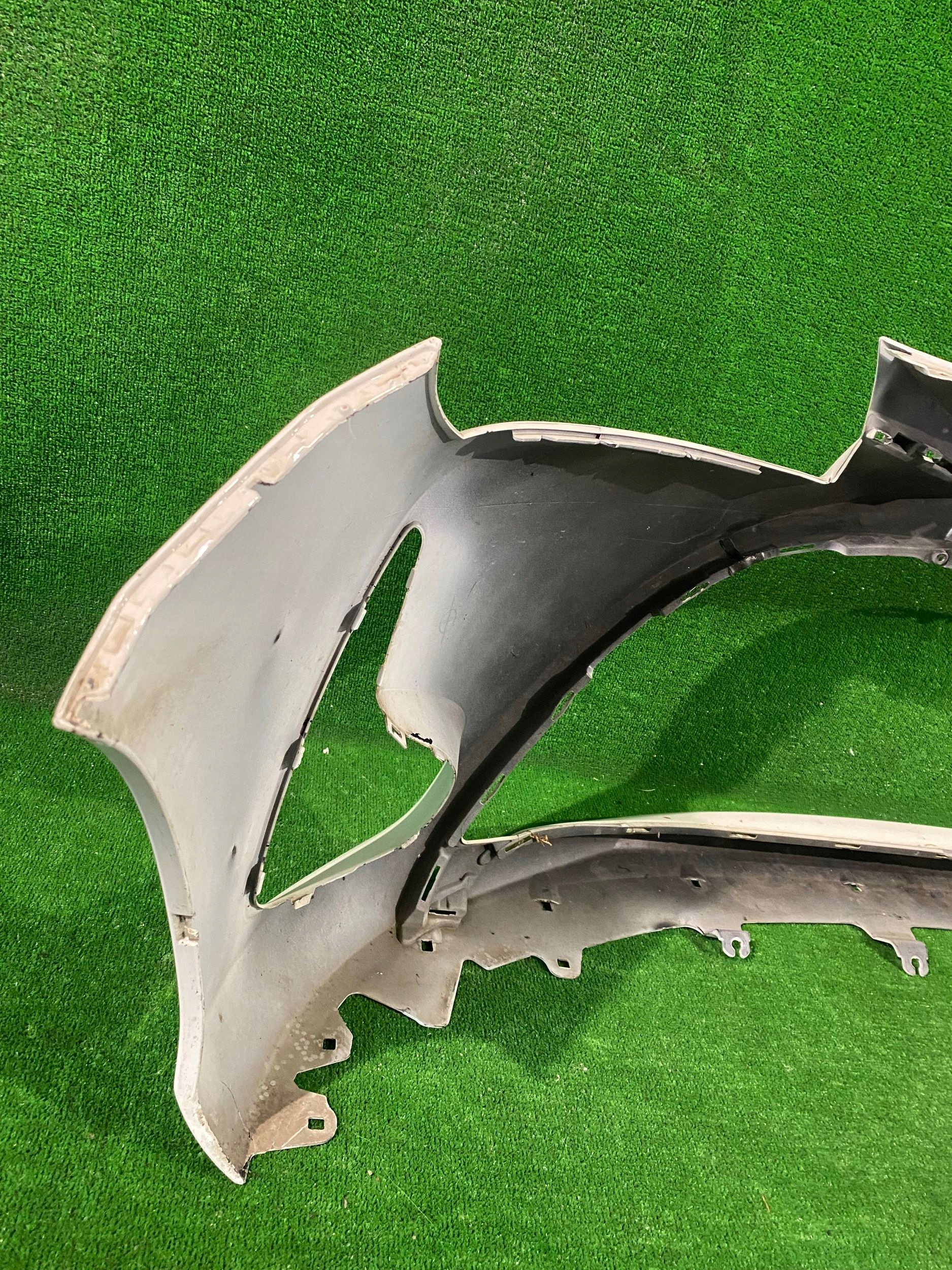 Frontstoßstange vorne TOYOTA YARIS III 17