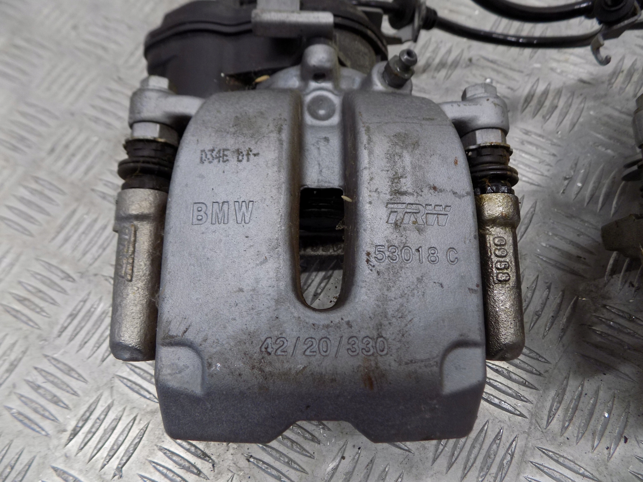 BMW G30 calipers brake left right rear part 42/20/330