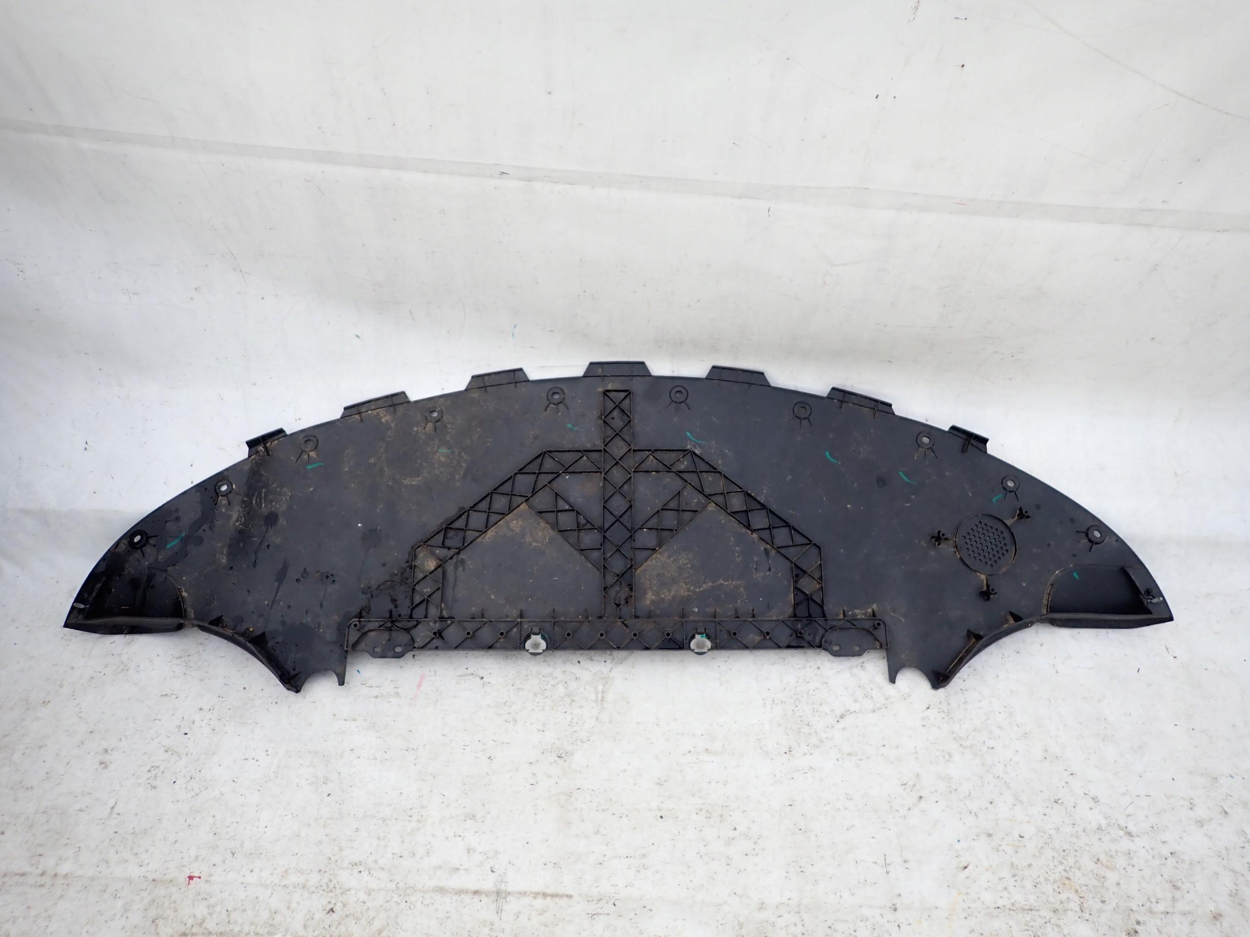 TESLA 3 III 17- abdeckung Blende Abdeckung der Stoßstange vorne