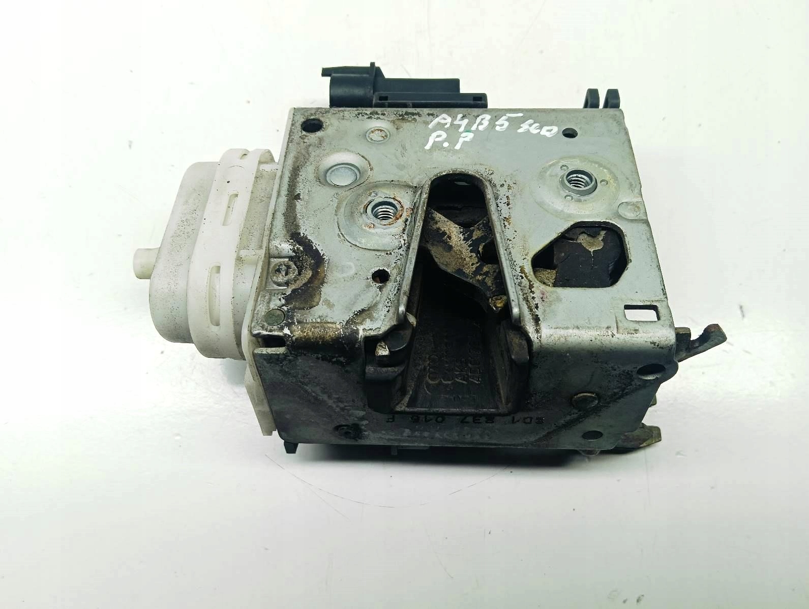 lock door right front 3 Pin Audi A4 B5 1.8 T AKS