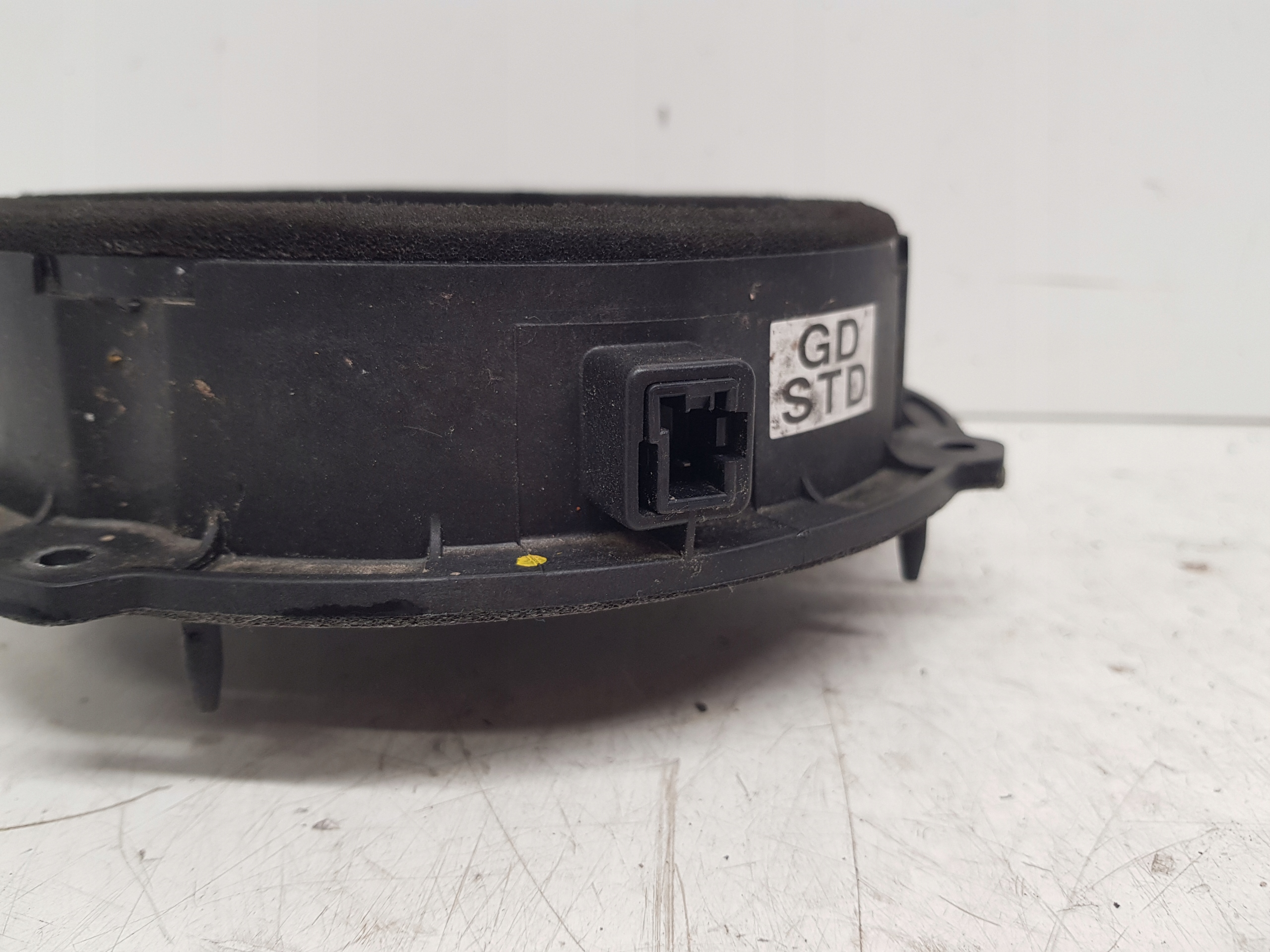 HYUNDAI I30 II speaker left right front rear part 2012