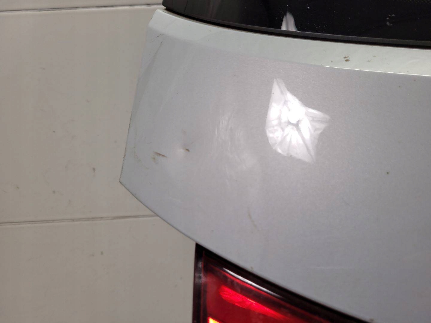 rear trunk door boot Volkswagen T-Roc 2019