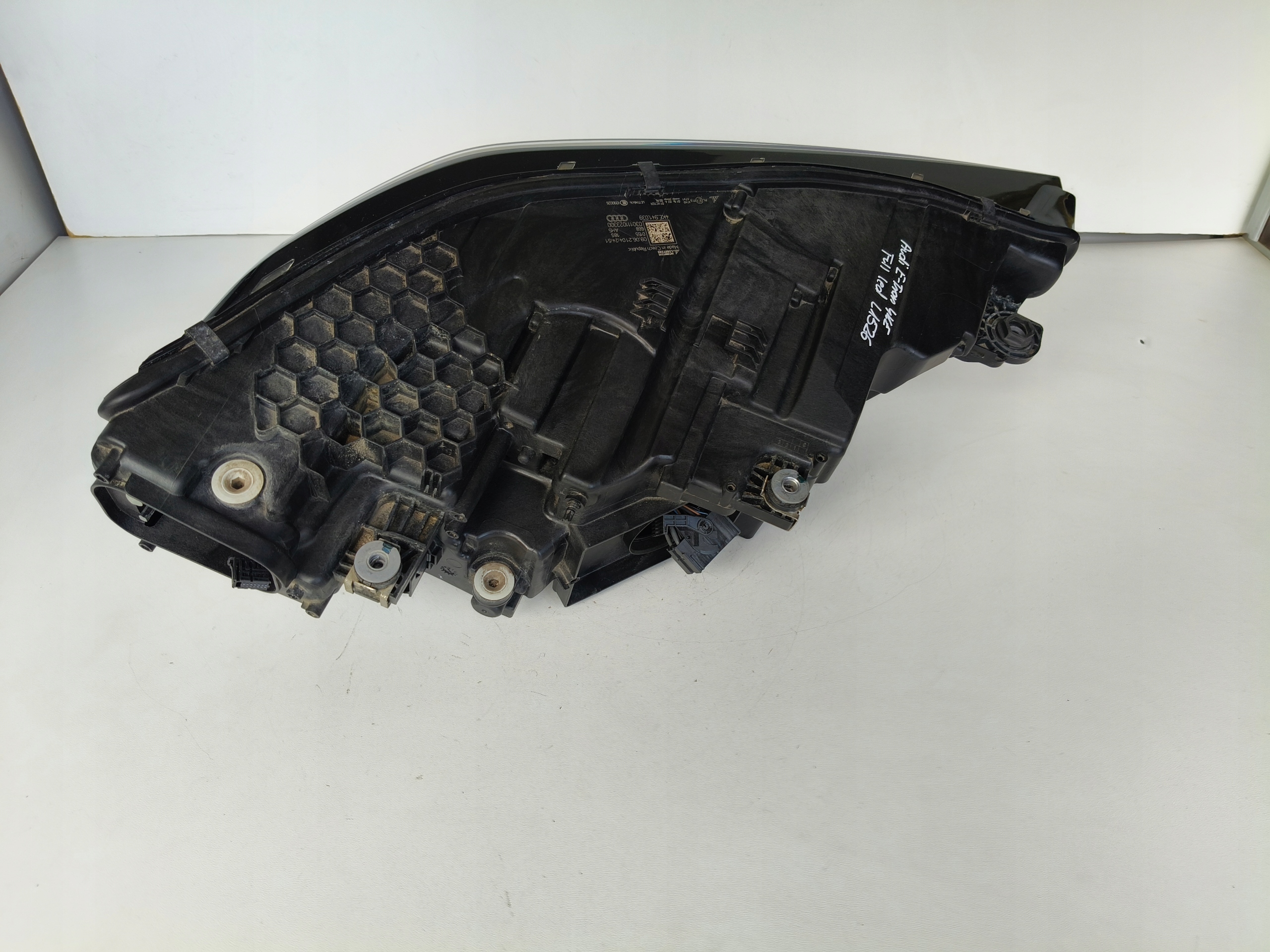 light left REFLEKTOR AUDI E-TRON 4KE FULL LED
