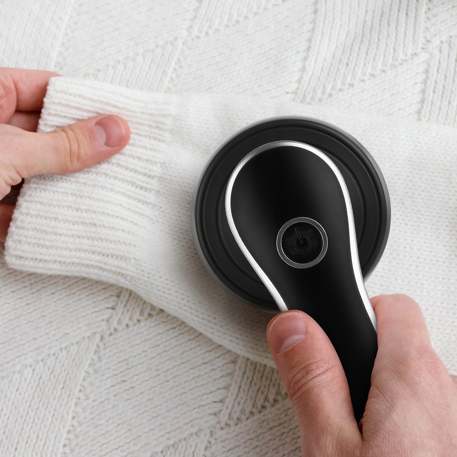 ELEKTRYCZNY ZBIERACZ KURZU DO TKANIN USB ŁATWE USUWANIE KURZU Model 44555