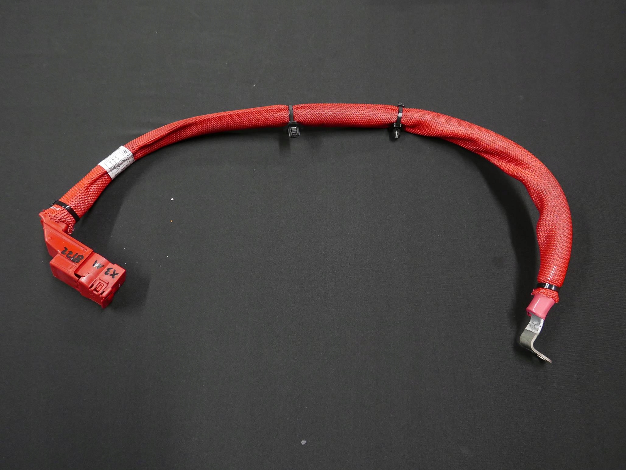 BMW G01 G02 кабель аккумулятора 6839821