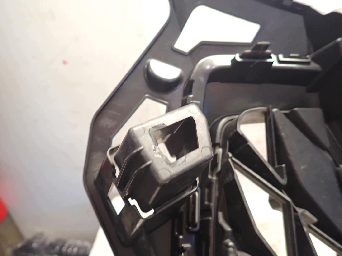 Grill SEAT ATECA LIFT 2020- 575853654P