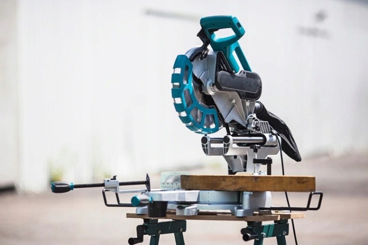 PIŁA UKOŚNICA VANDER VUD707 2000W SOFT START NEW MODEL *** Marka Vander