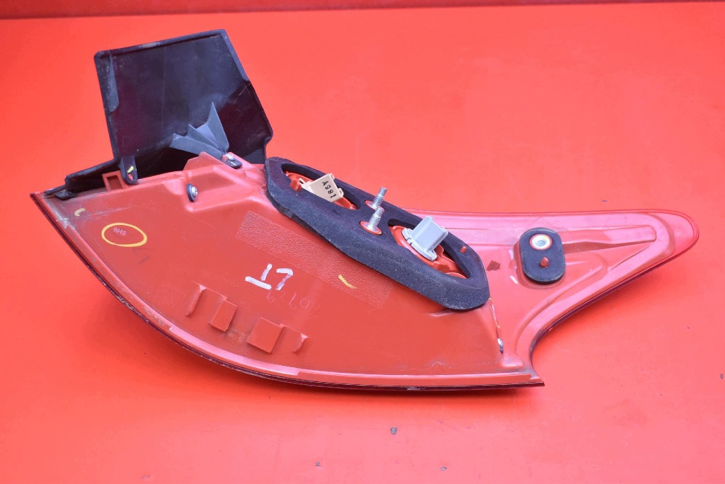 light left rear part rear 220-87977 MITSUBISHI LANCER 8 VIII 5D HB 07-16
