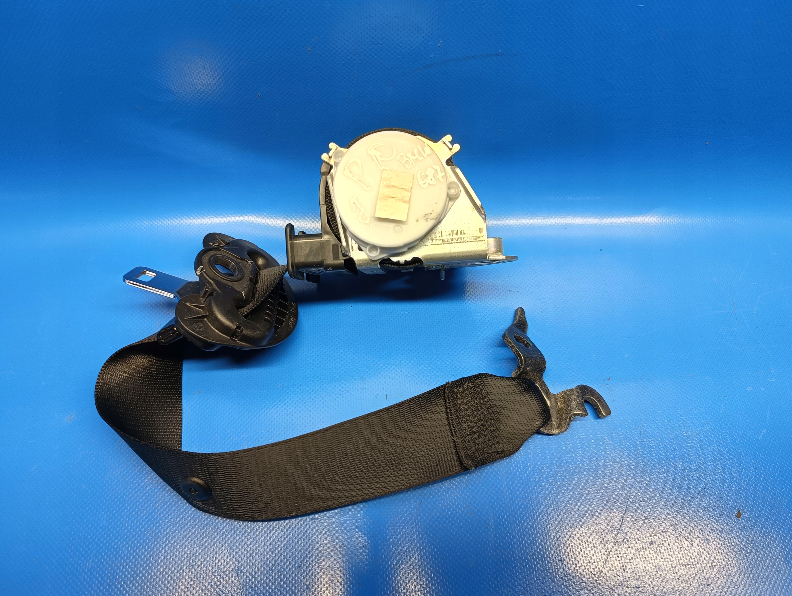ремень безопасности BMW 1 E87 E81 E90 E91