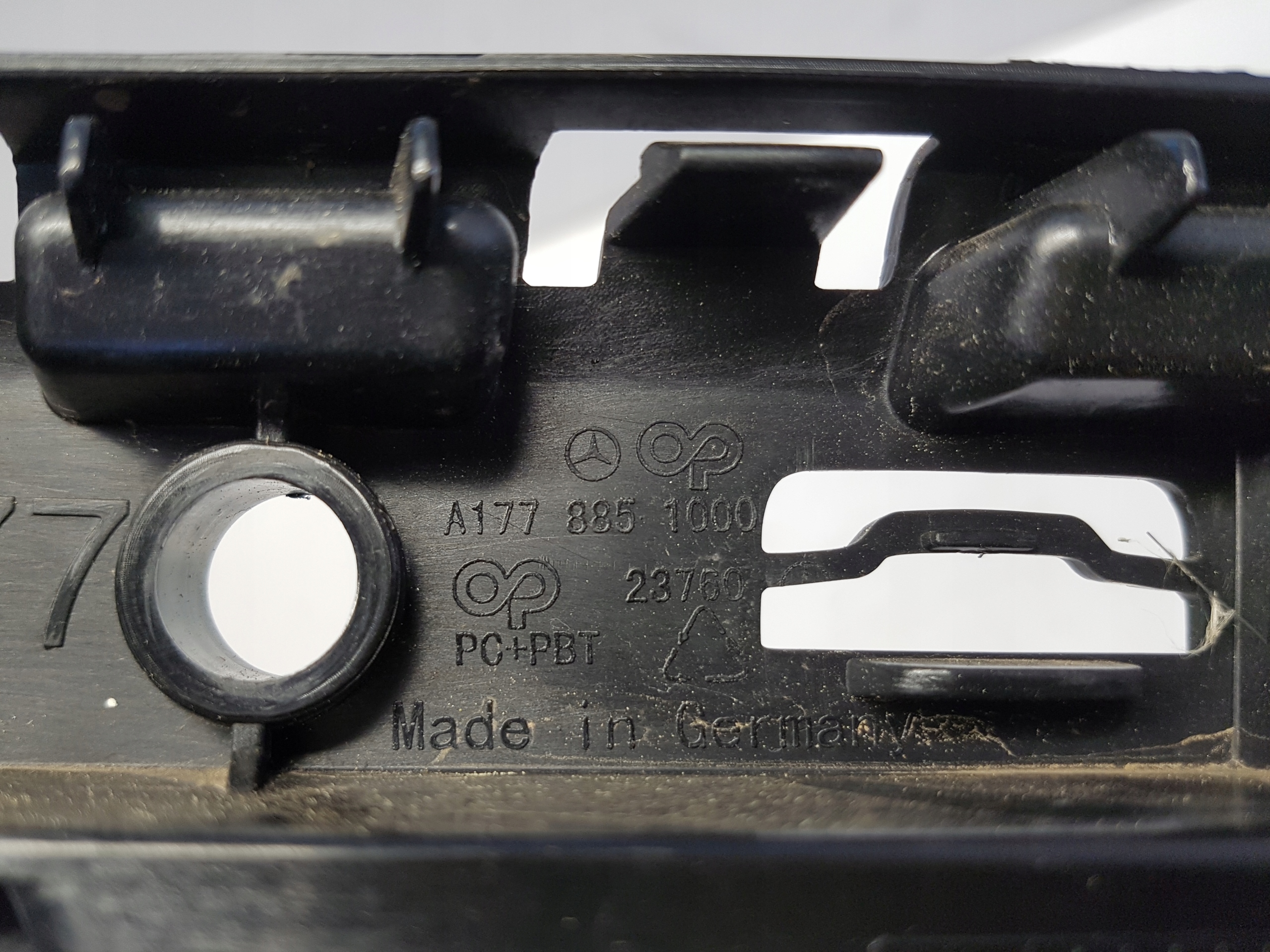 MERCEDES W177 sedan bumper bracket right rear part