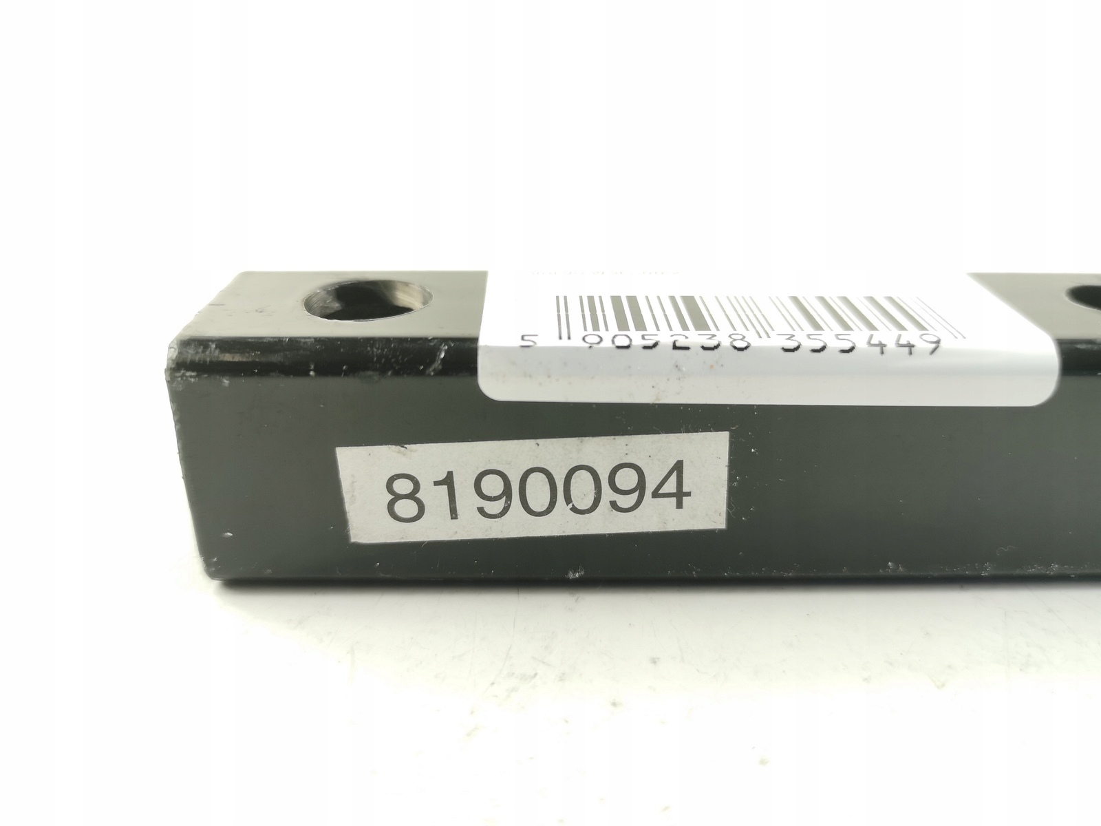 console/WYSIEGNIK SPOJLERA VOLVO / 8190094