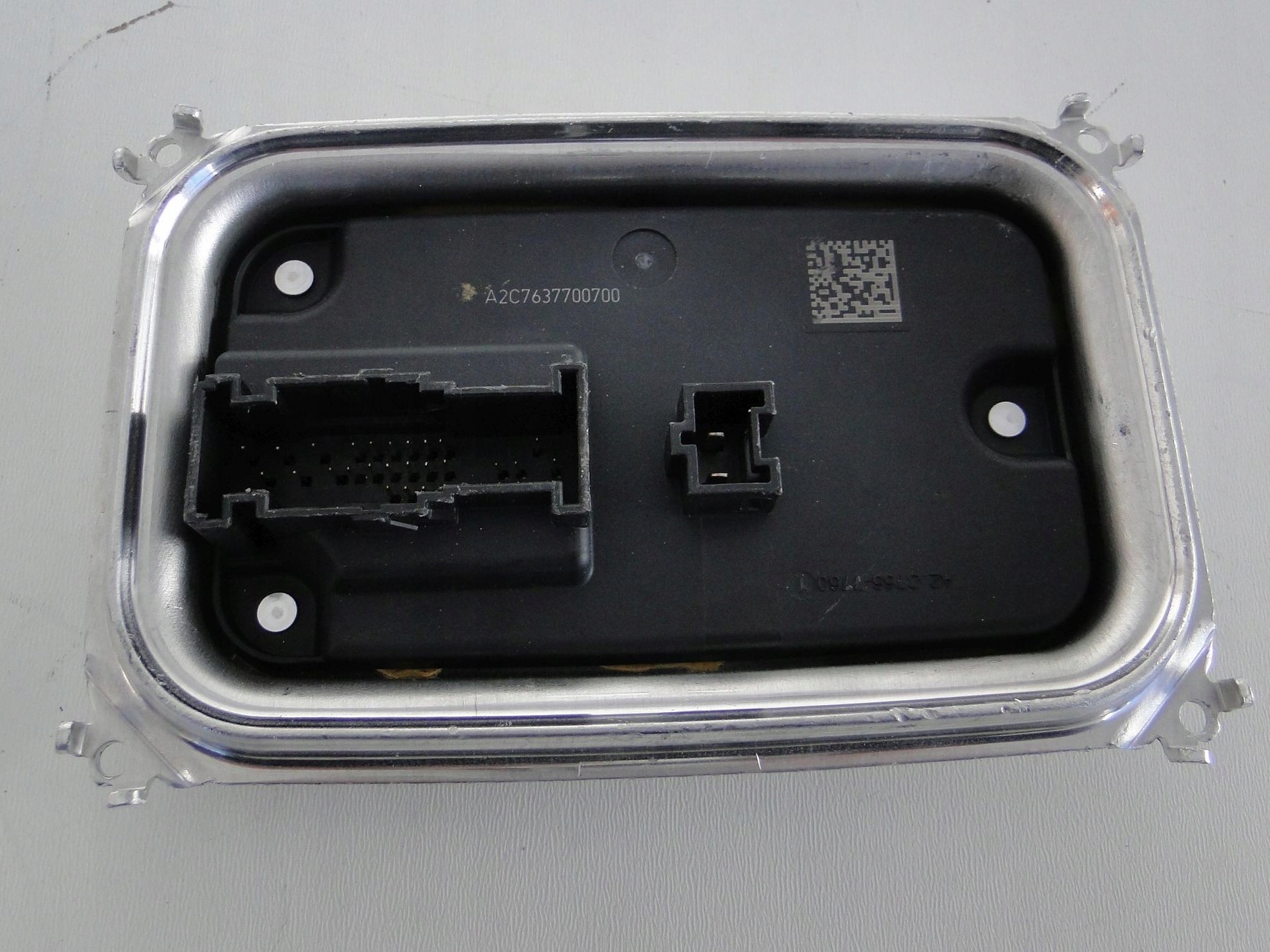 Конвертер модуль led mercedes-benz oe A2139003233