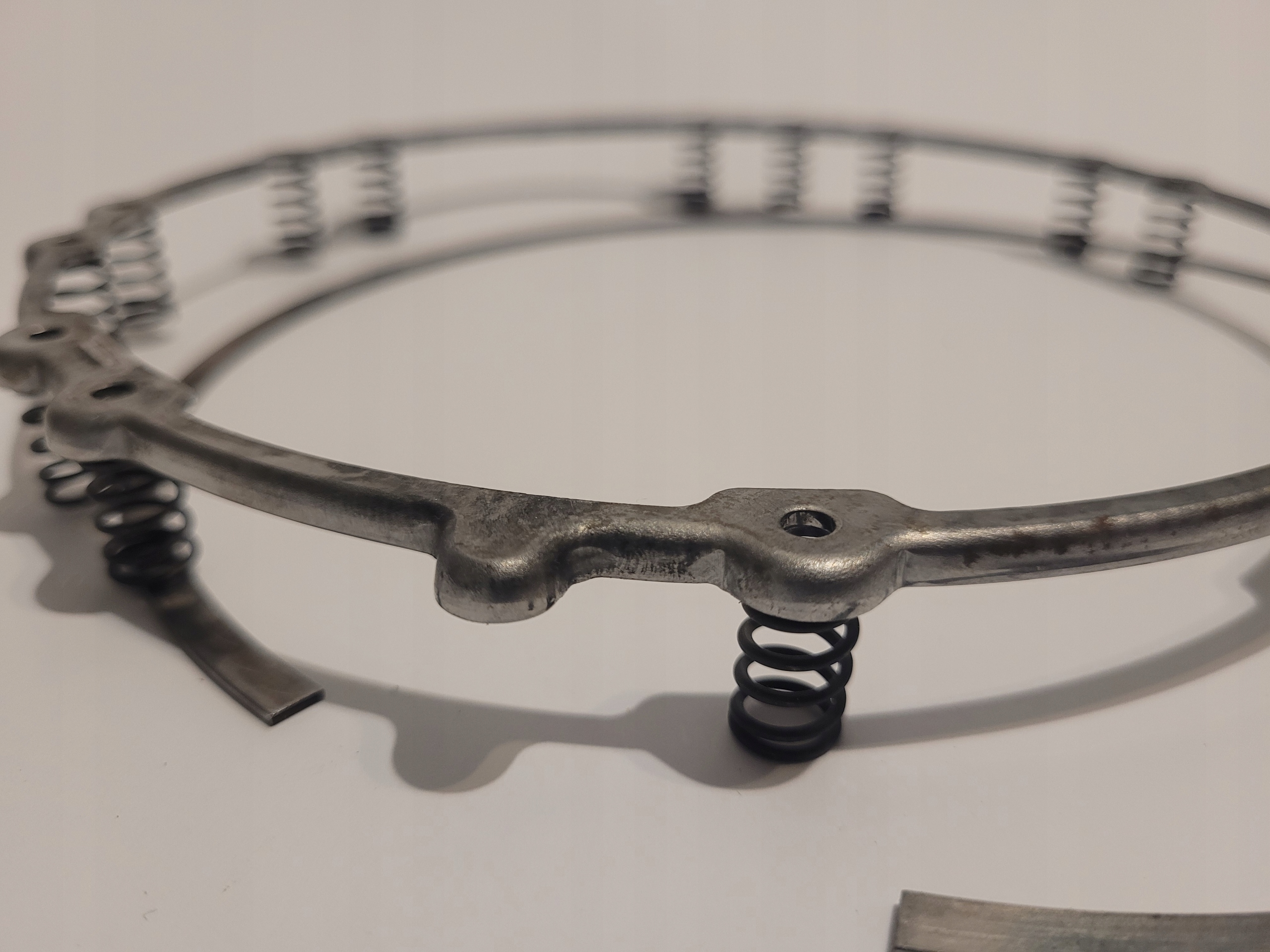 Пружина B2 с защитой TG81SC