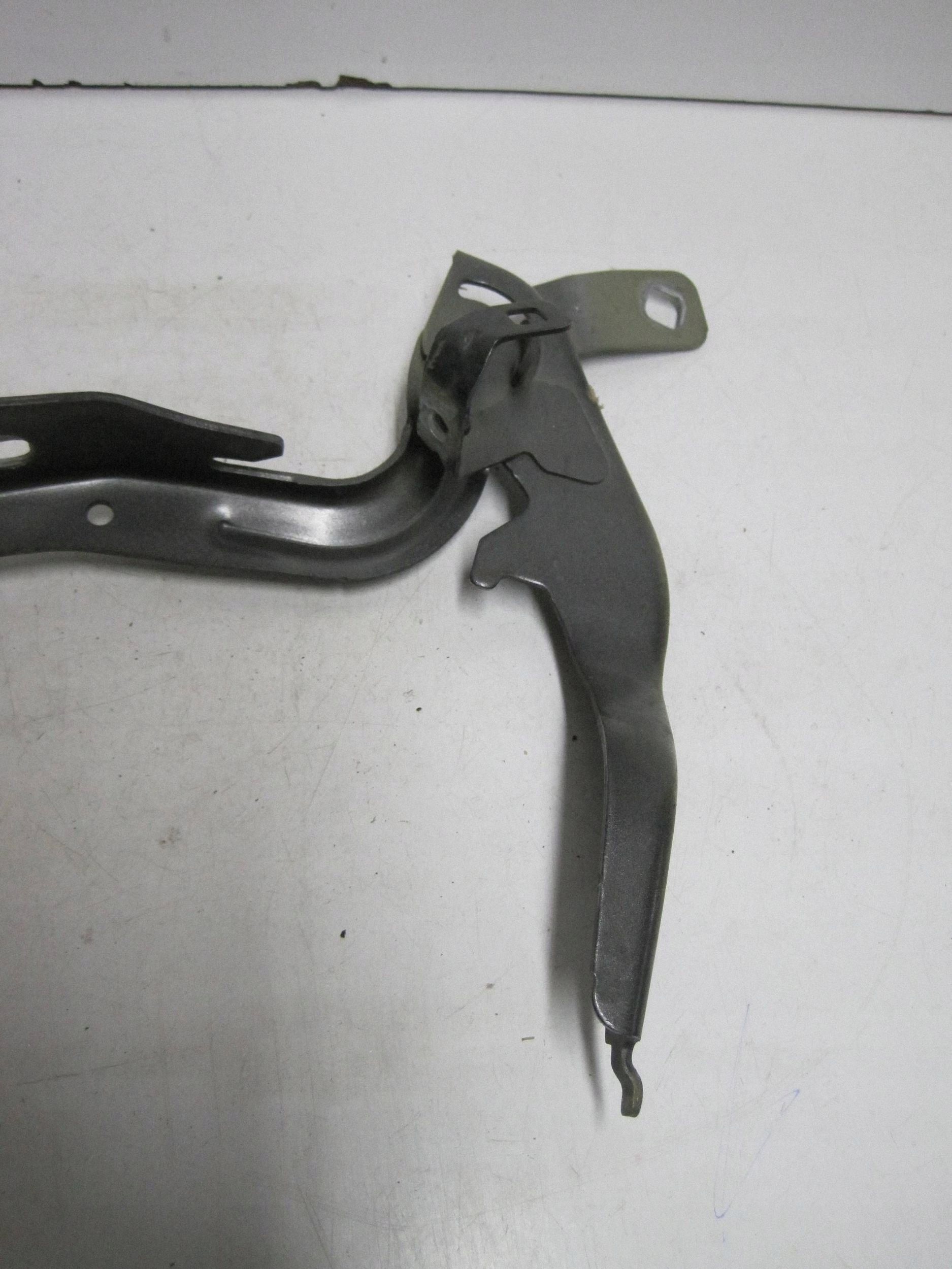 bonnet hinges right CITROEN C4 III E-C4 9831199580