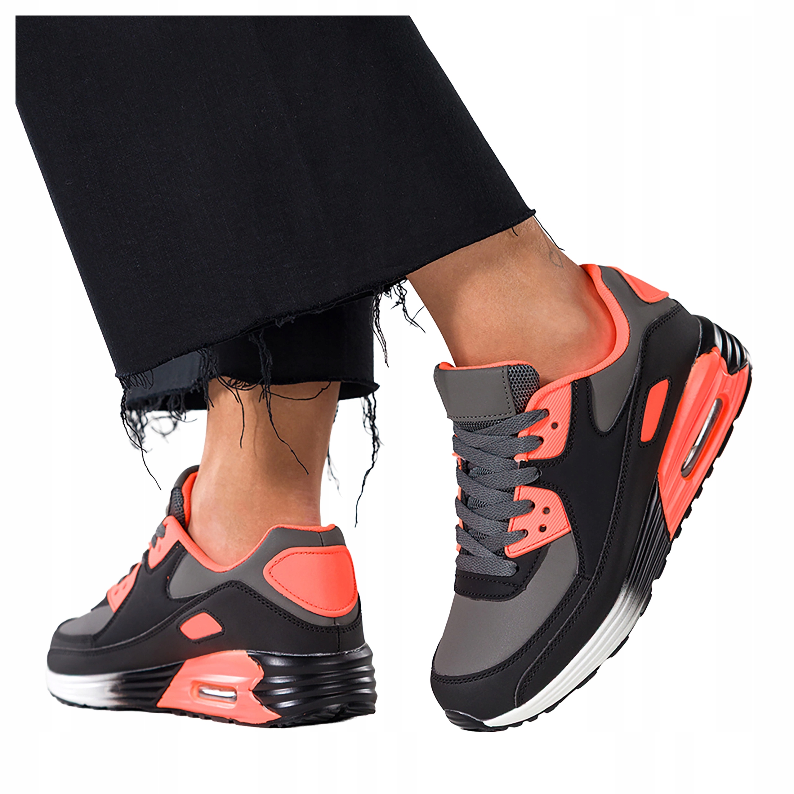 Černé Tenisky Dámské Šněrovací Drážkovaná podrážka Pohodlné Sportovní vel. 41