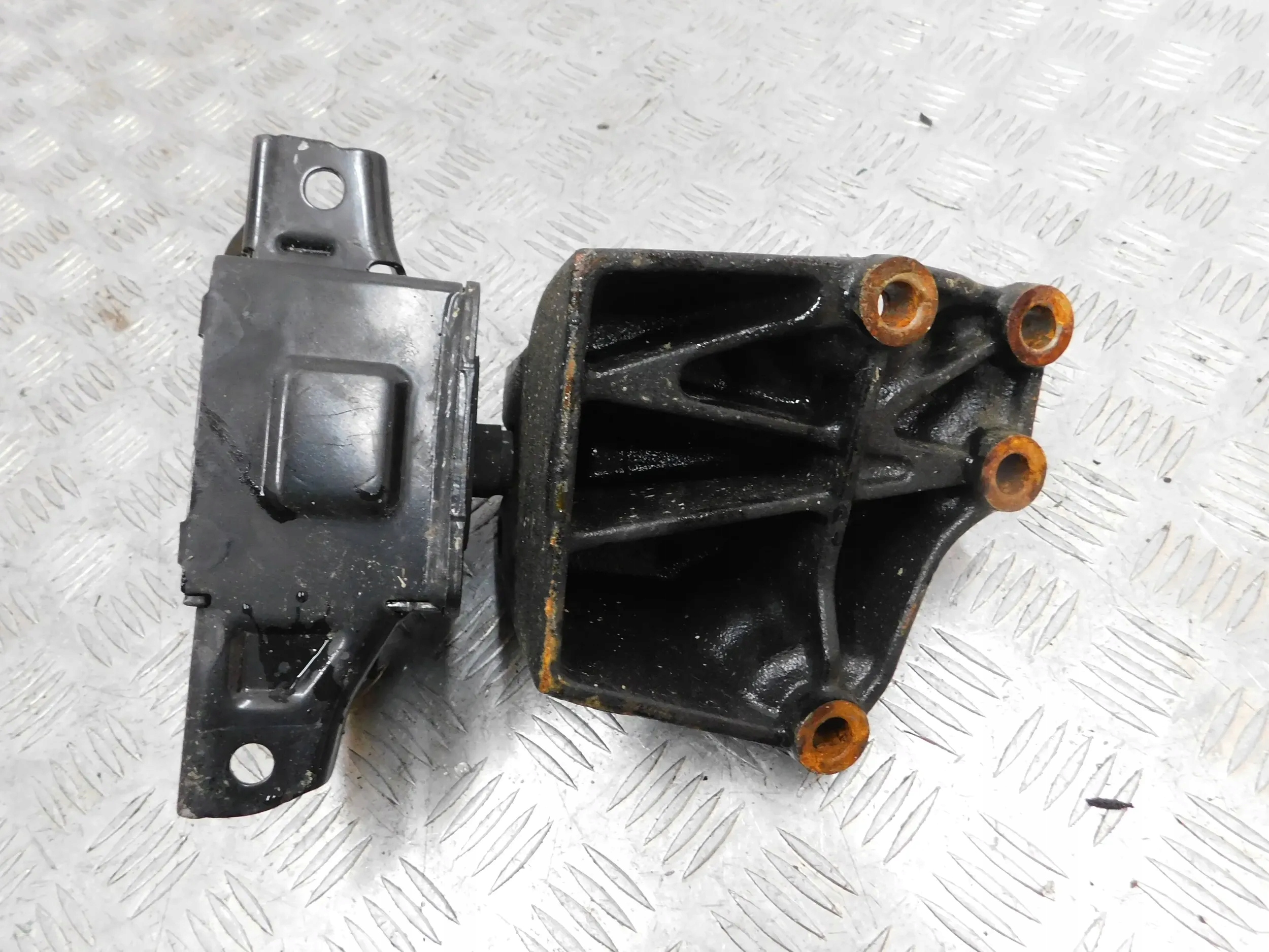 holder engine mount HYUNDAI KONA 1.0 21830-G4000