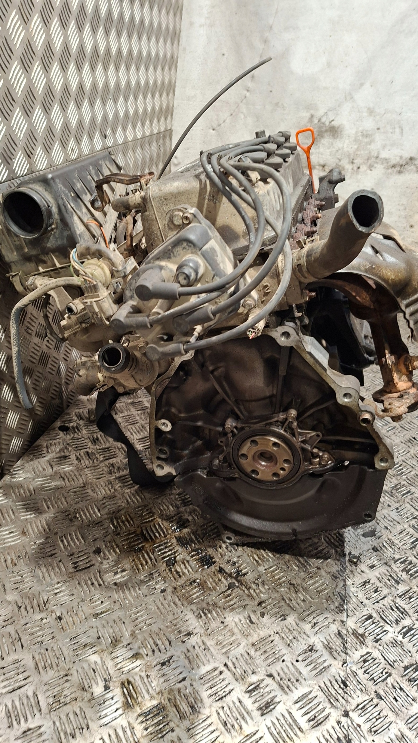engine unprotected pillar HONDA LOGO 1.3 D13B7