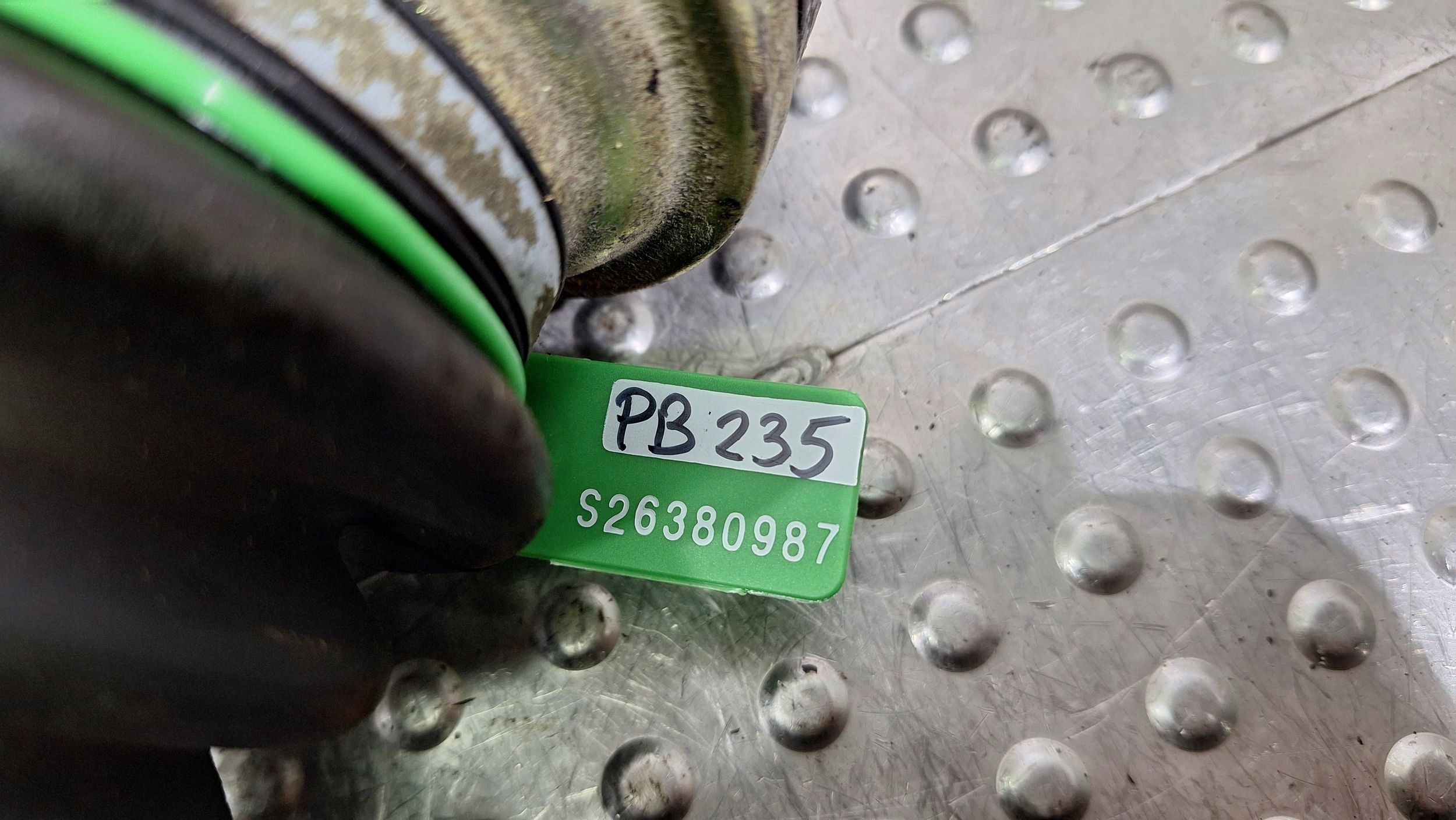 semi-axis left rear part 1229441 BMW E39 2.5D 143KM