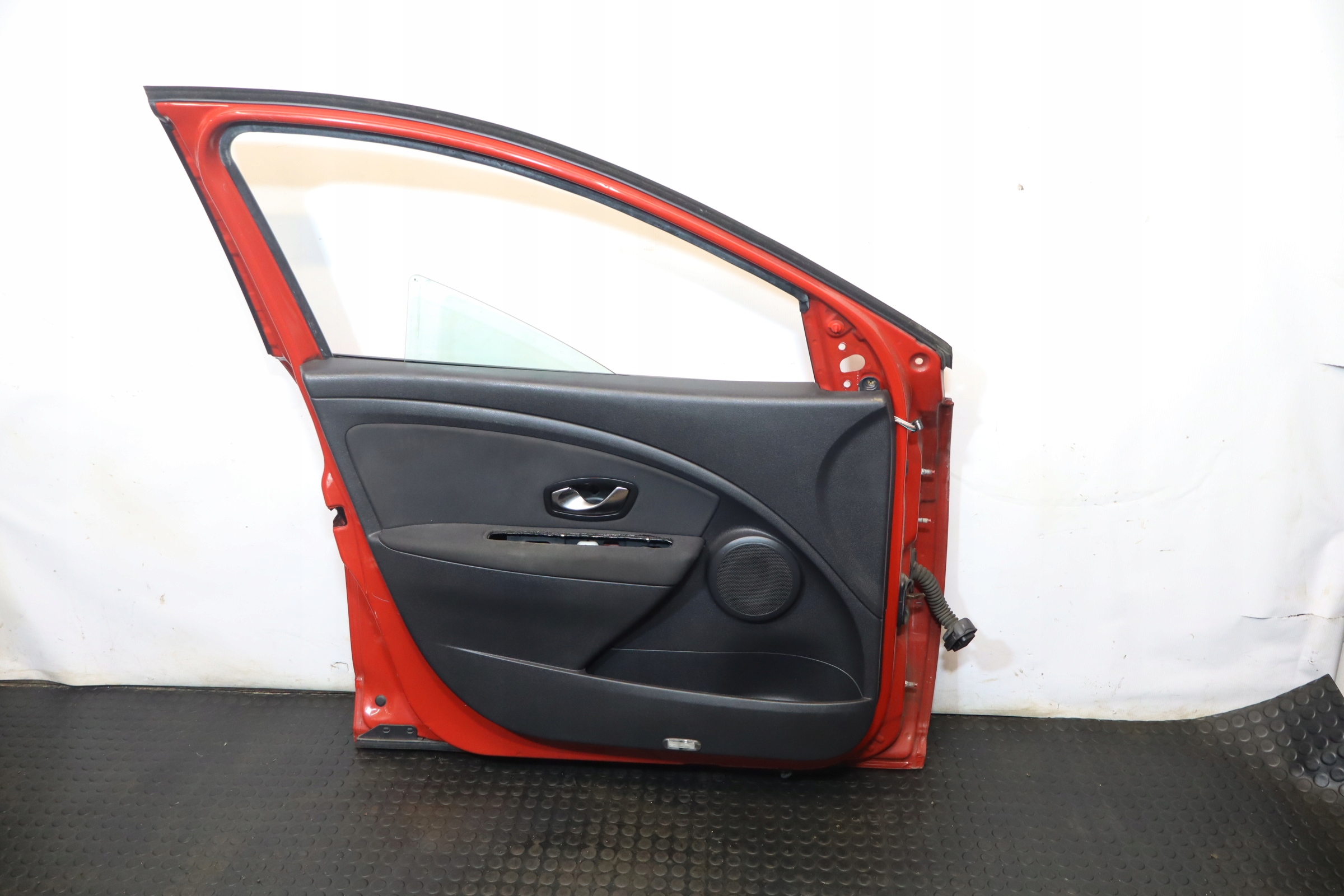 DRZWI LEWY PRZÓD RENAULT FLUENCE DV727 Stan opakowania zastępcze