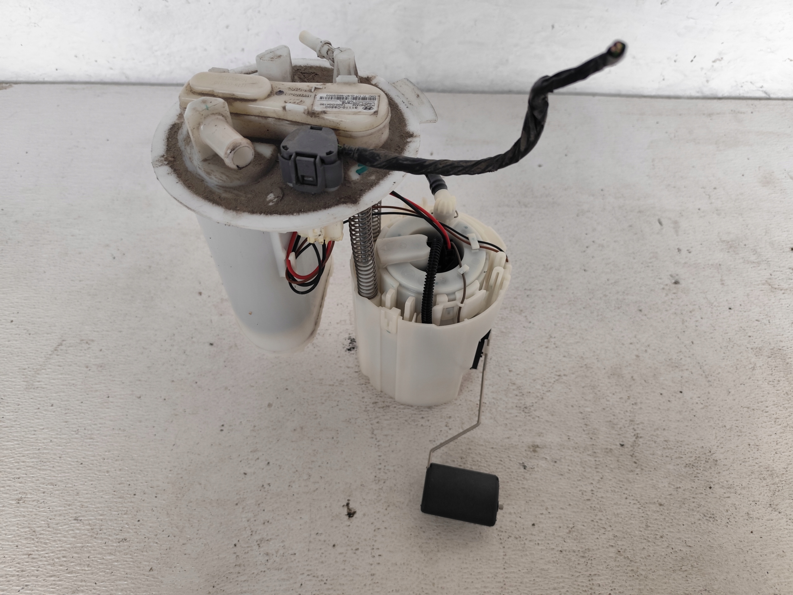 HYUNDAI I20 II 2016 1.0T-GDI feed pump tanks