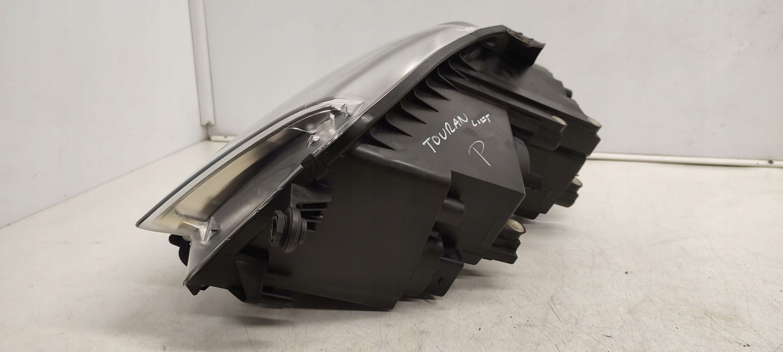 light front front right VW Touran LIFT 1,6 8V MPI