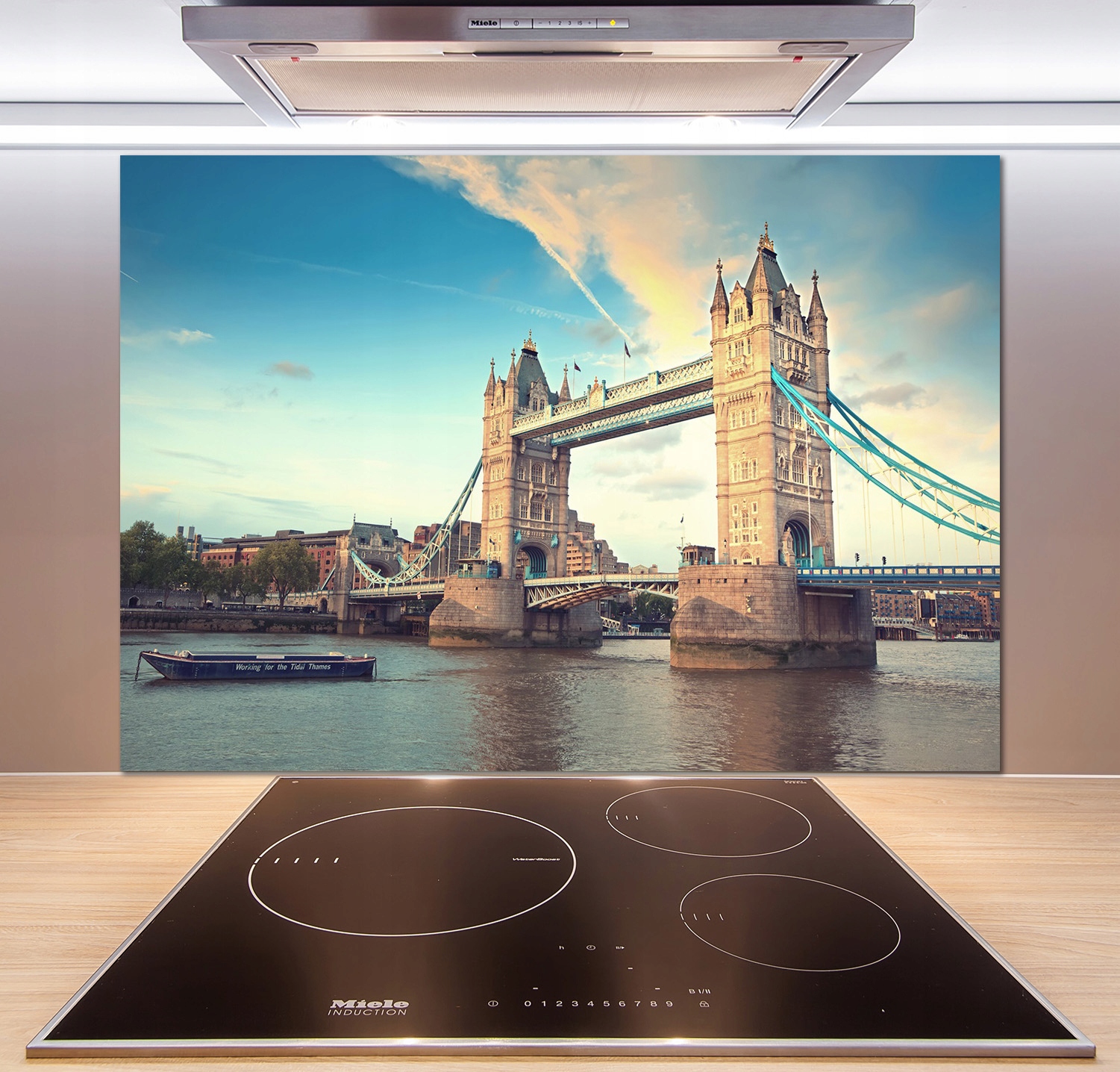 

Panel lacobel Tower bridge Londyn 100x70 cm + Klej