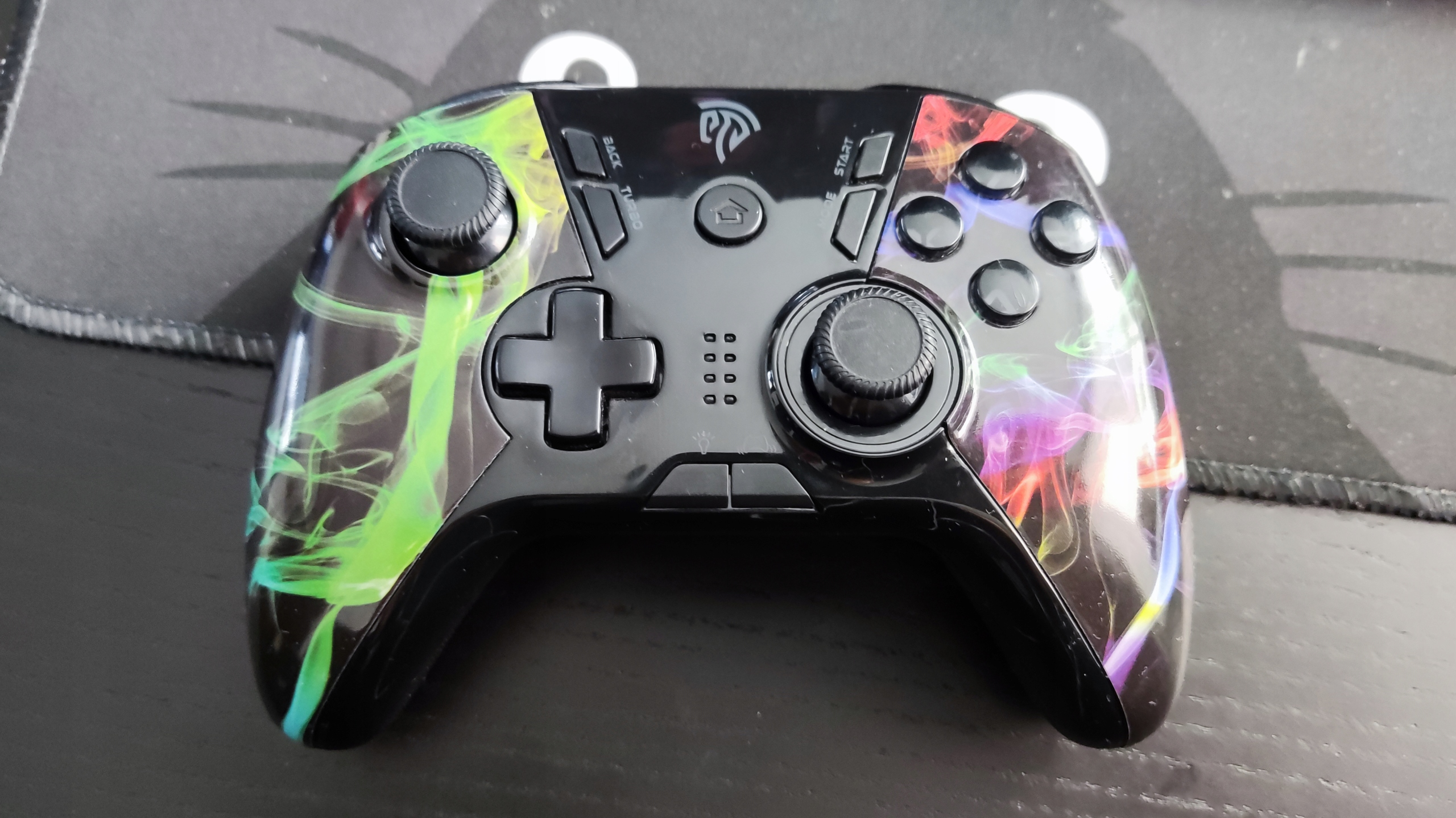 Pad do PC i PS3 z programowalnymi przyciskami EasySMX ESM-9110