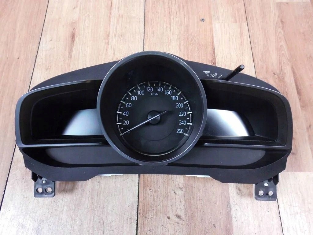 Mazda 3 III 2015-2018 2.0 BENZ dials BJS755430