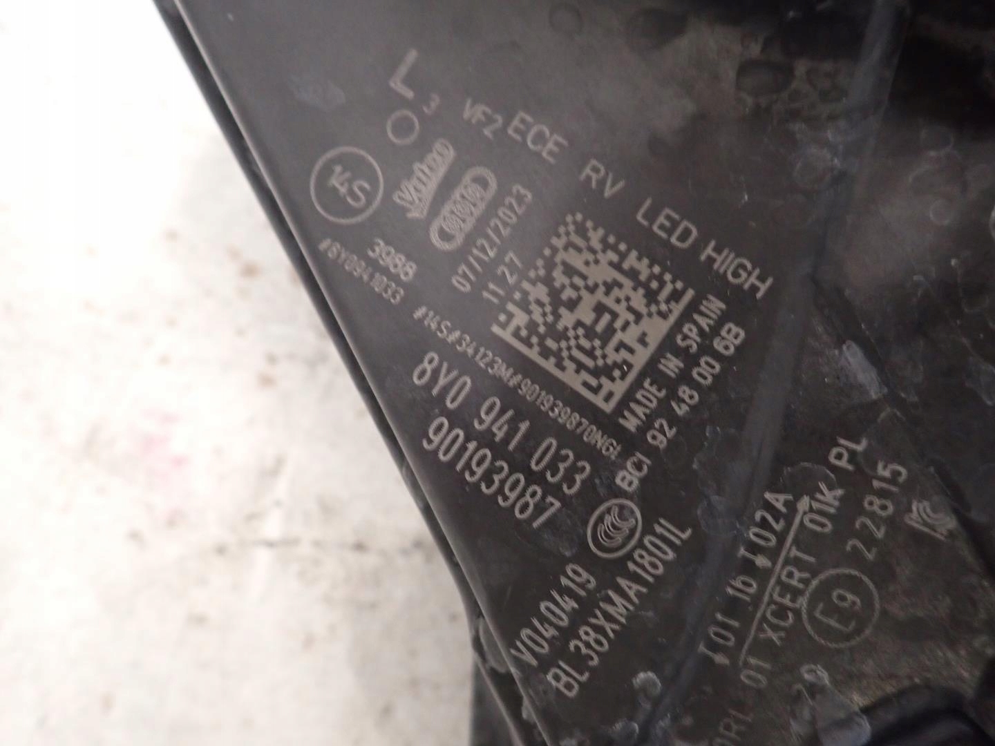 light front front left AUDI A3 2020- FULL LED 8Y0941033