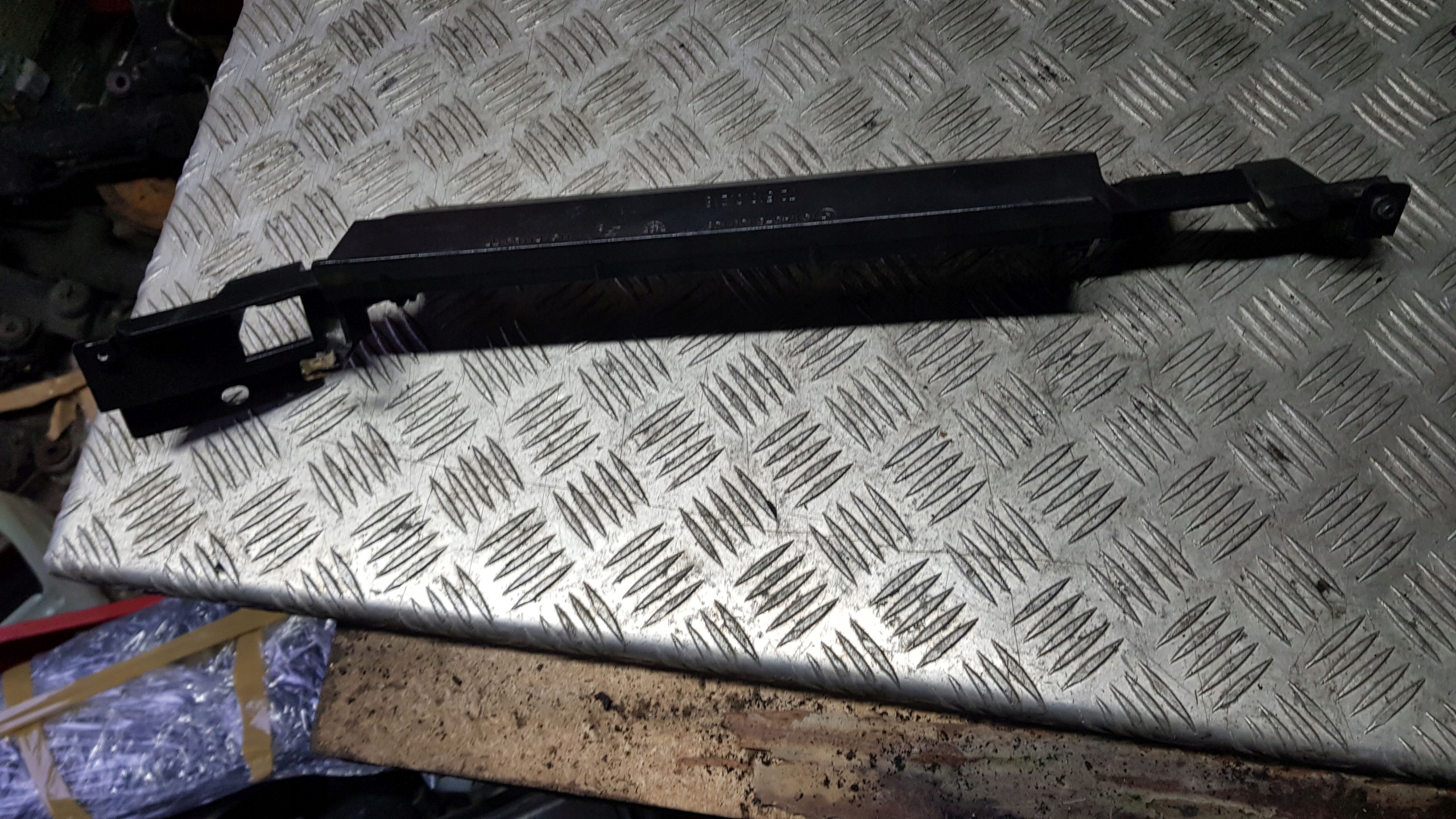 BMW E38 7 frame consoles support KOKPITU