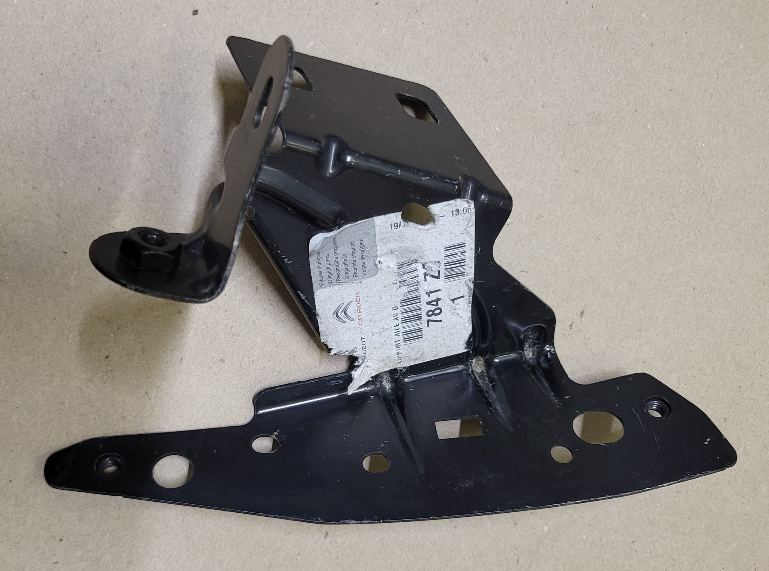 support console étrier poignée aile droite avant CITROEN C3 DS3 PEUGEOT