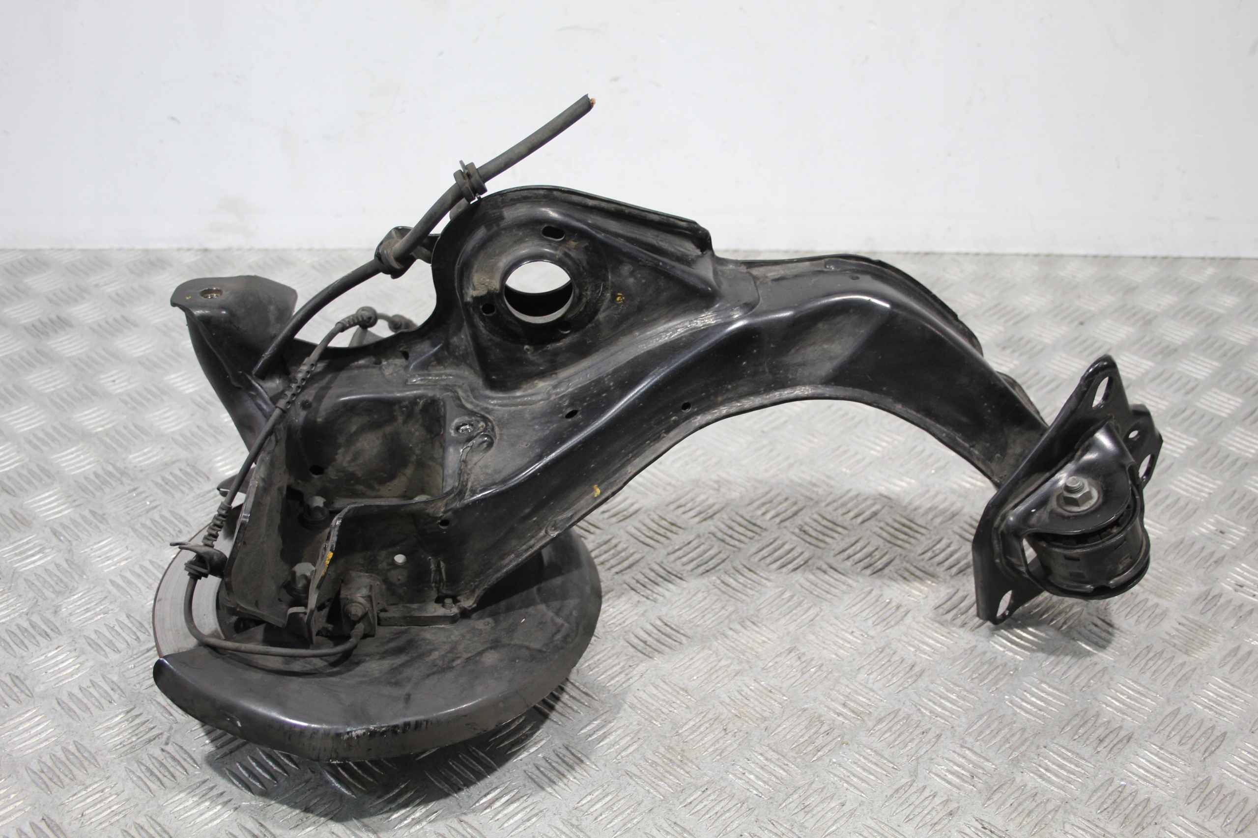 swing right rear part MINI CLUBMAN F54