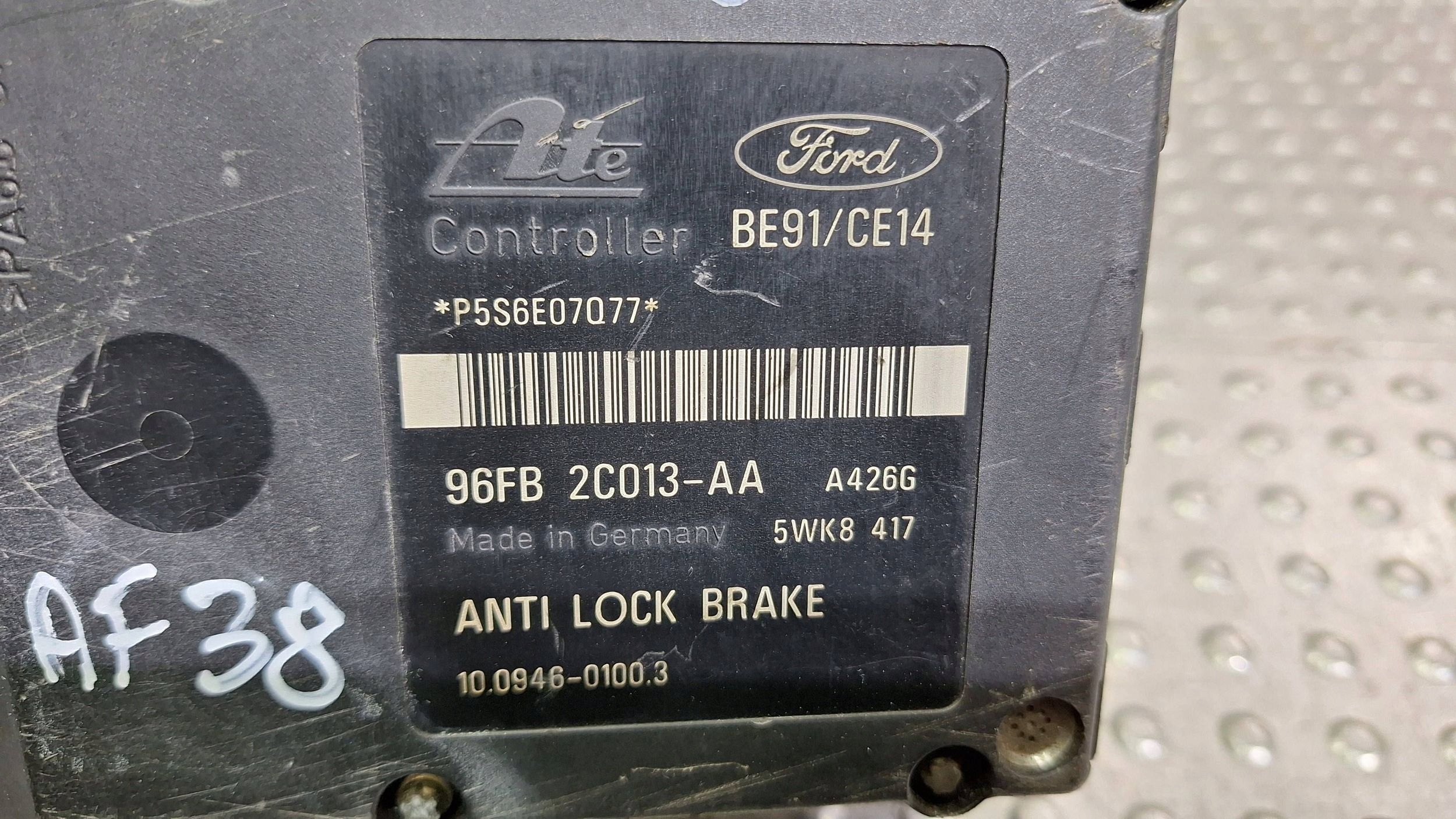 pump control unit ABS 96FB-2M110-AB 96FB-2C013-AA FORD ESCORT MK7