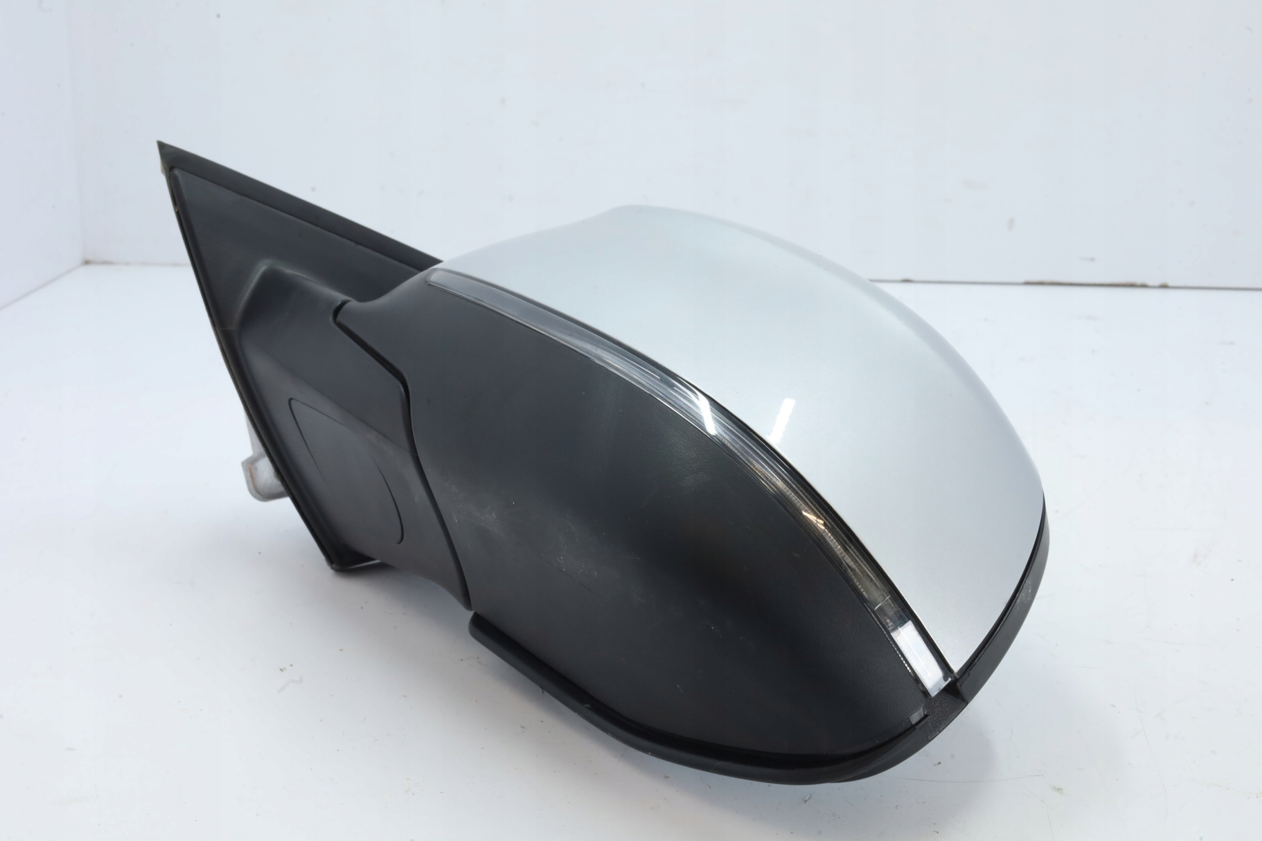 LUSTERKO ZEWNĘTRZNE LEWE BMW X3 G01 6PIN A83 Producent części BMW OE