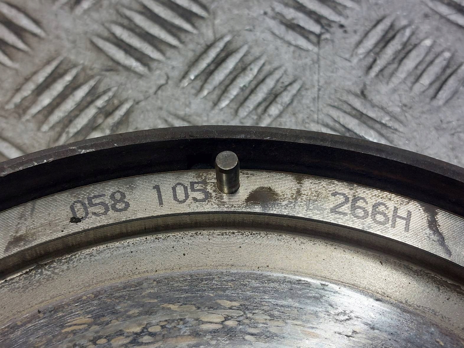 VOLANO USATO + di pressione AUDI A4 B6 1.6 8V 058105266H