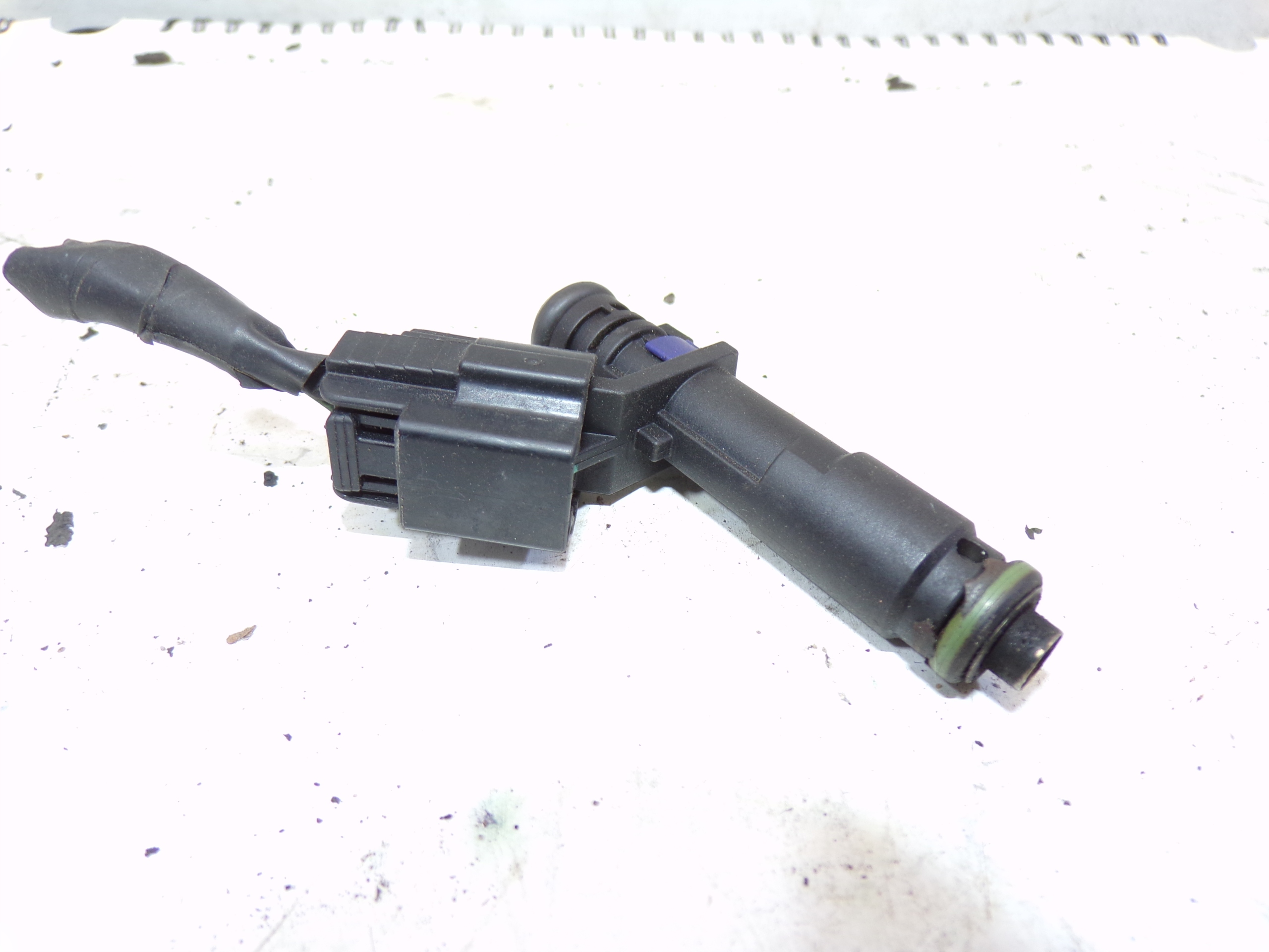 nozzle PEUGEOT 407 1.8b engine RFJ 7066N00462 (1)