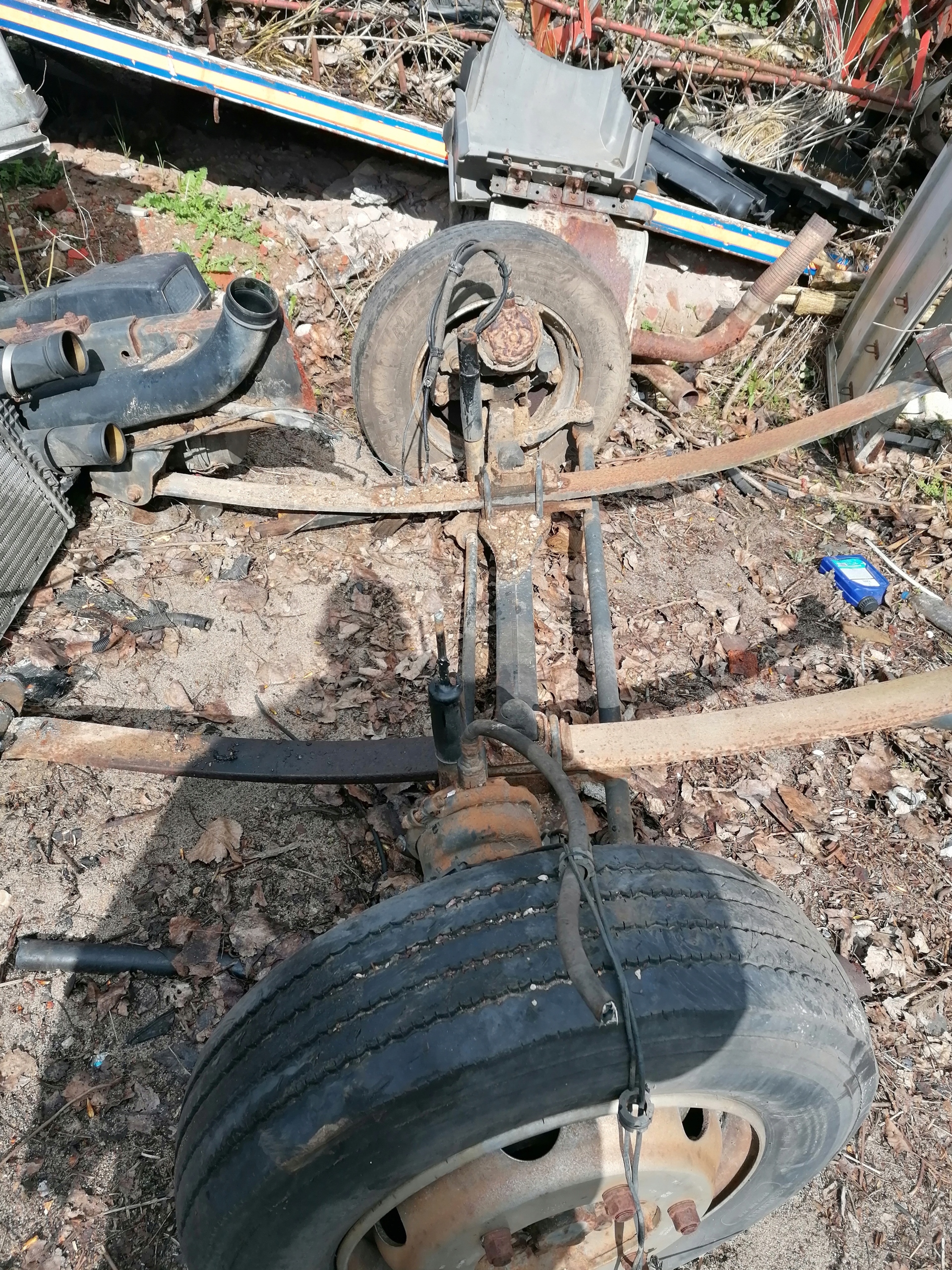 BELKA PRZÓD OŚ KOMPLETNA MERCEDES ATEGO 815 99-04