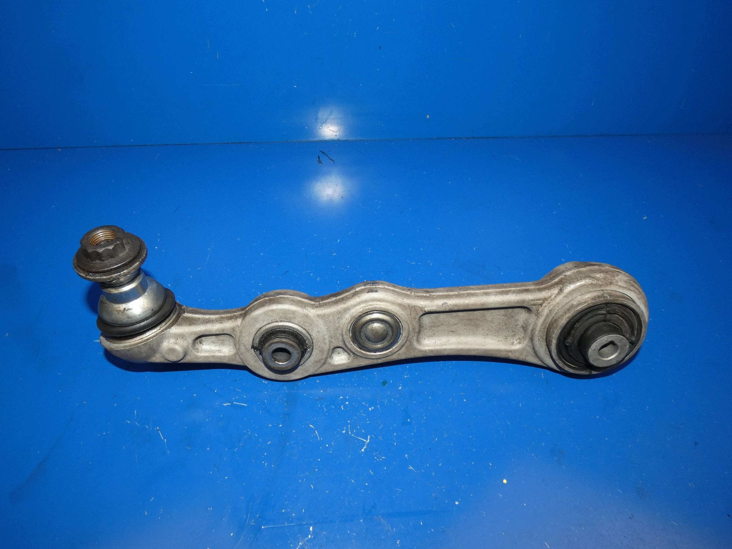 MERCEDES C class W205 arm right front front right lower