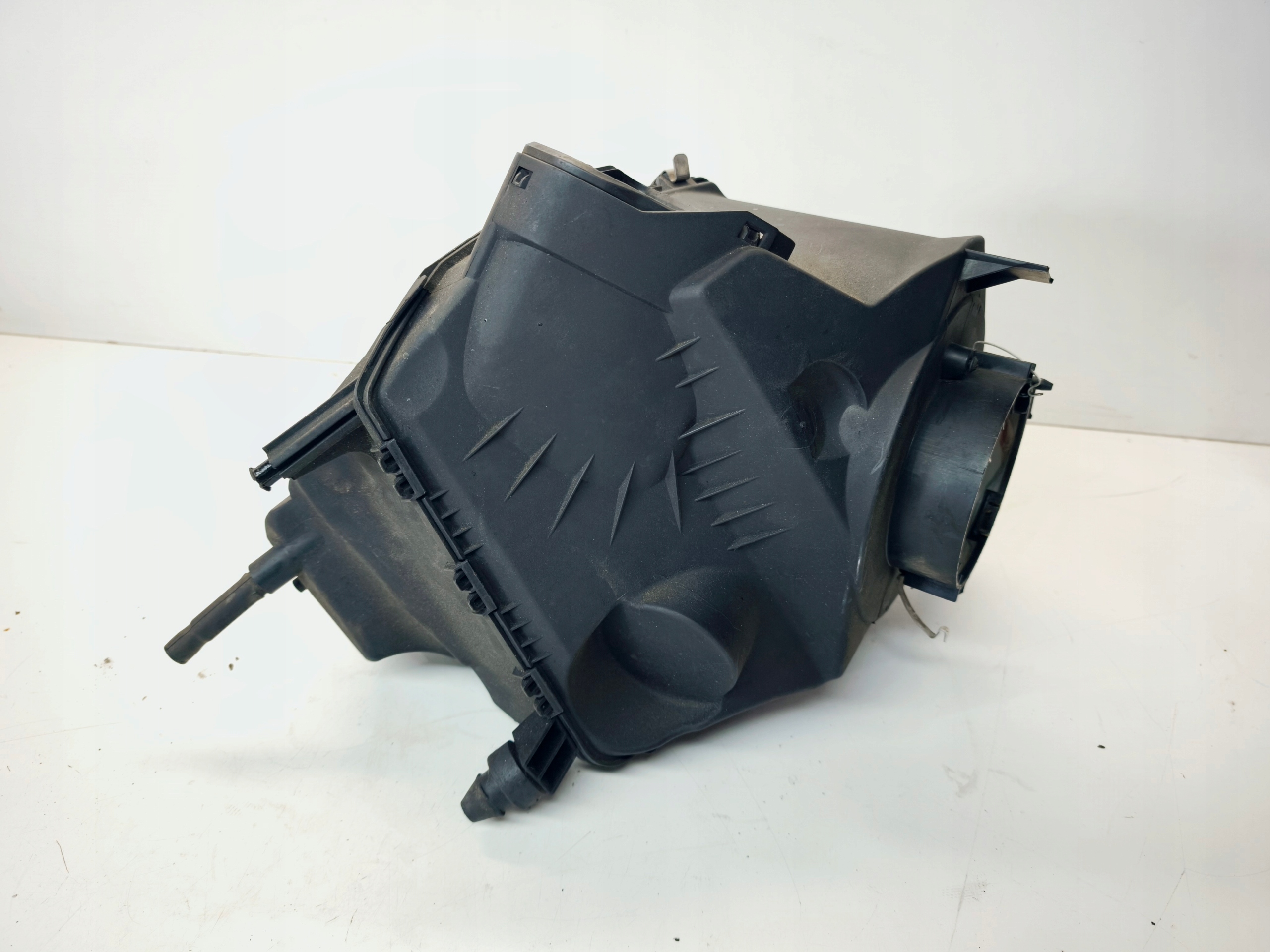 Gehäuse filter luft AUDI A6 C6 3.0 TDI 4F0133837H