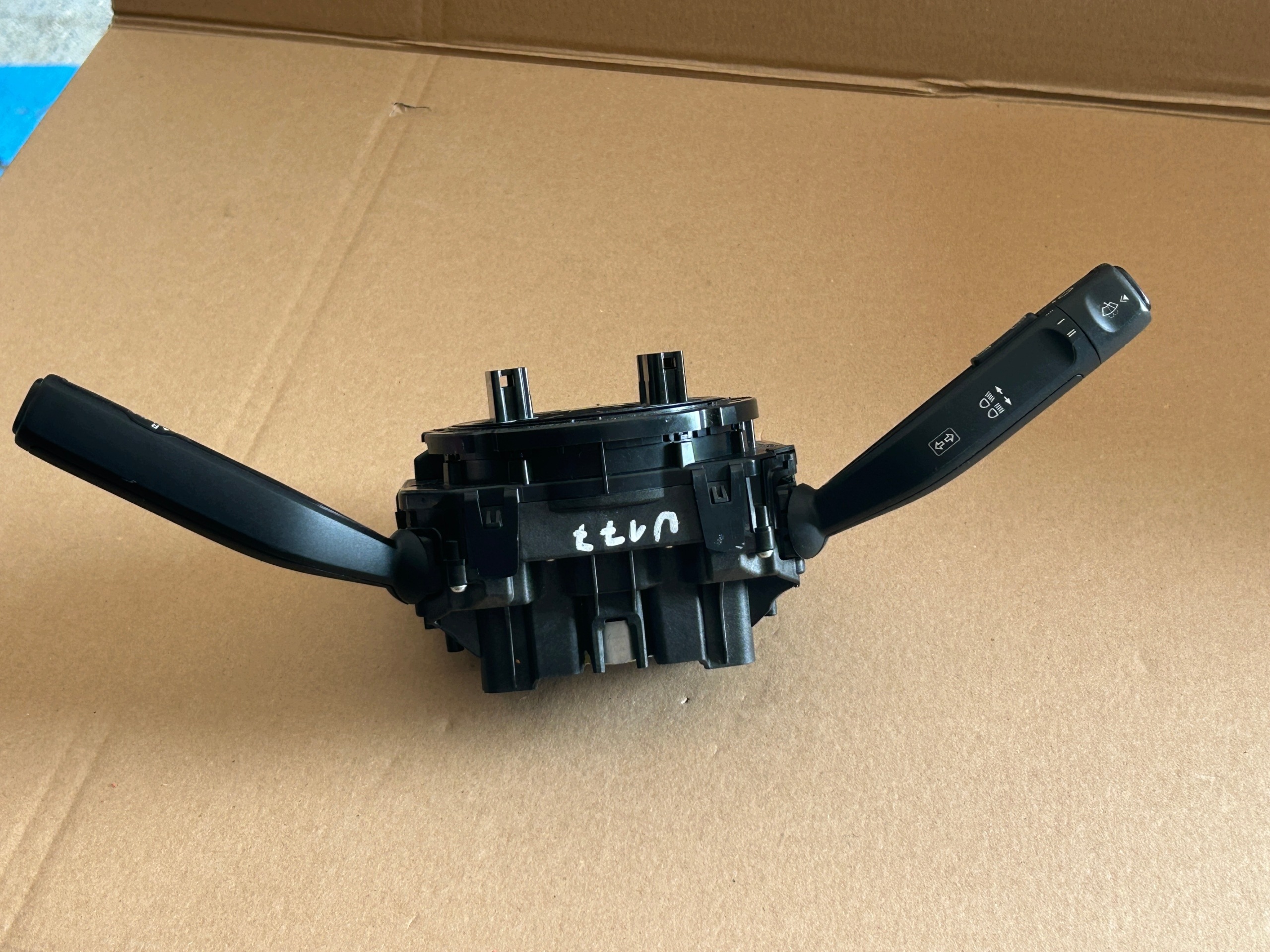 MERCEDES A class W177 steering wheel levers and controls ring 10139371-09