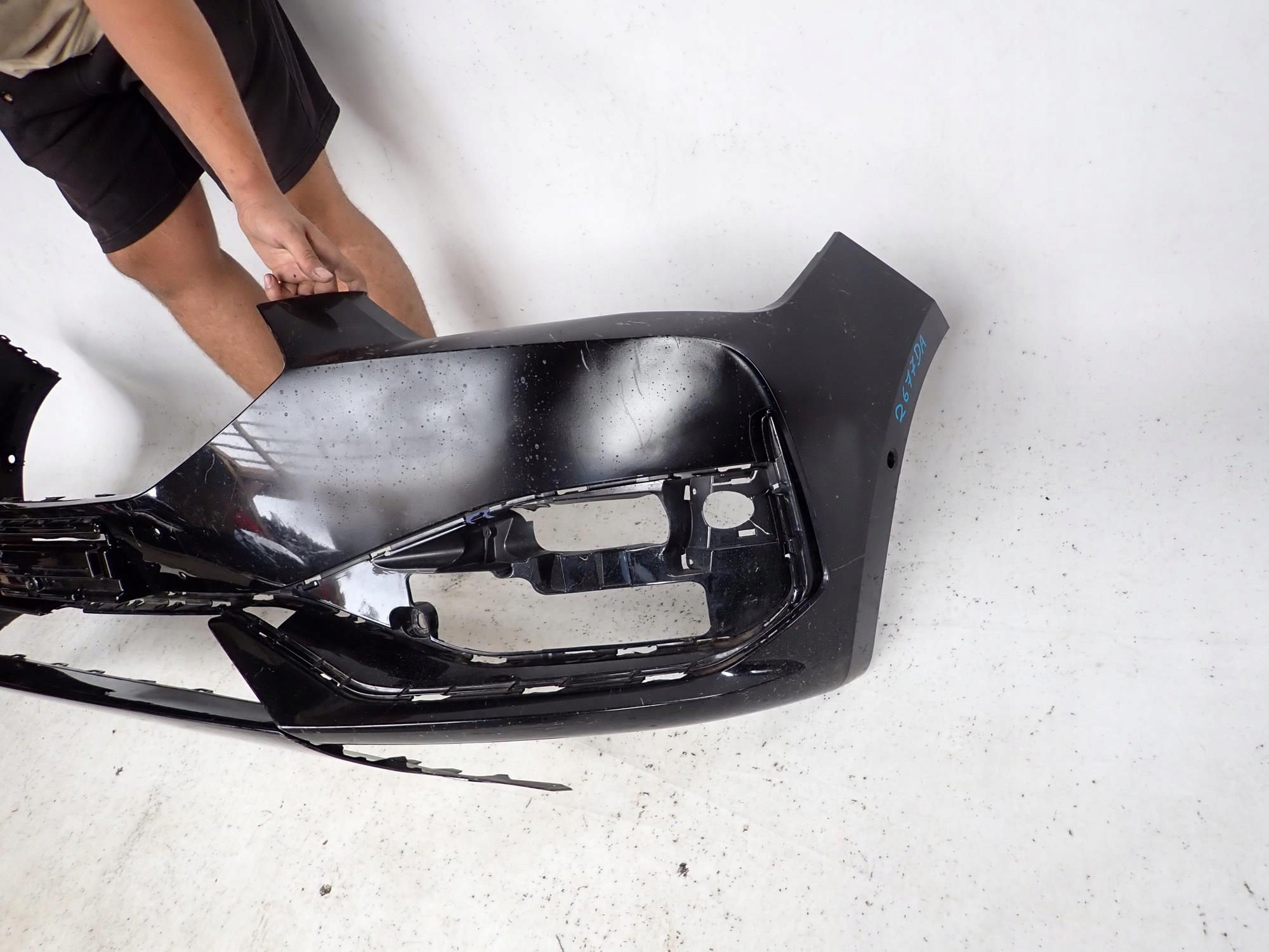 CUPRA LEON 20-> bumper front front PDC