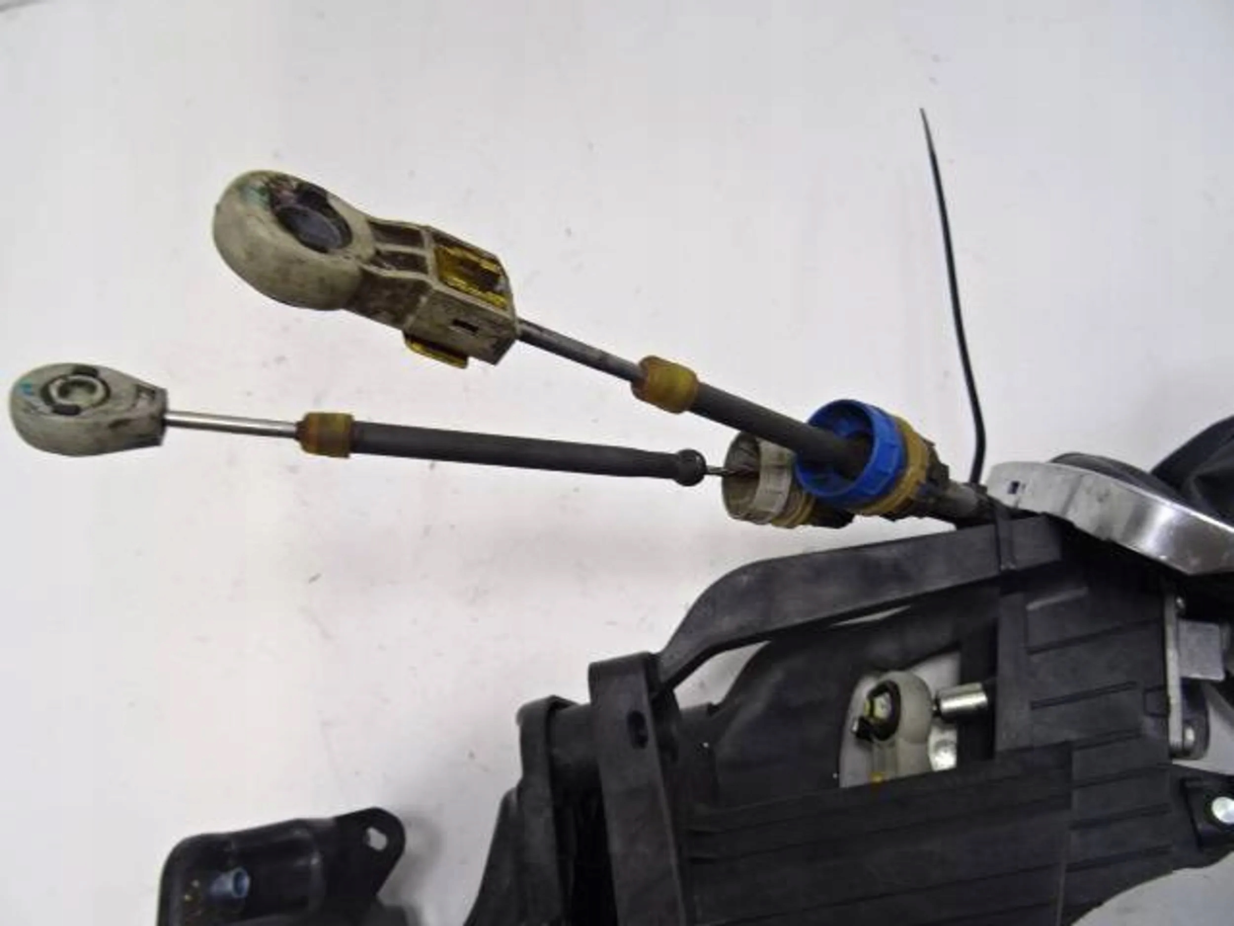 Linki zmiany biegów, wybierak Peugeot 5008 3008 I 1.6 HDI Rodzaj skrzyni Manualna